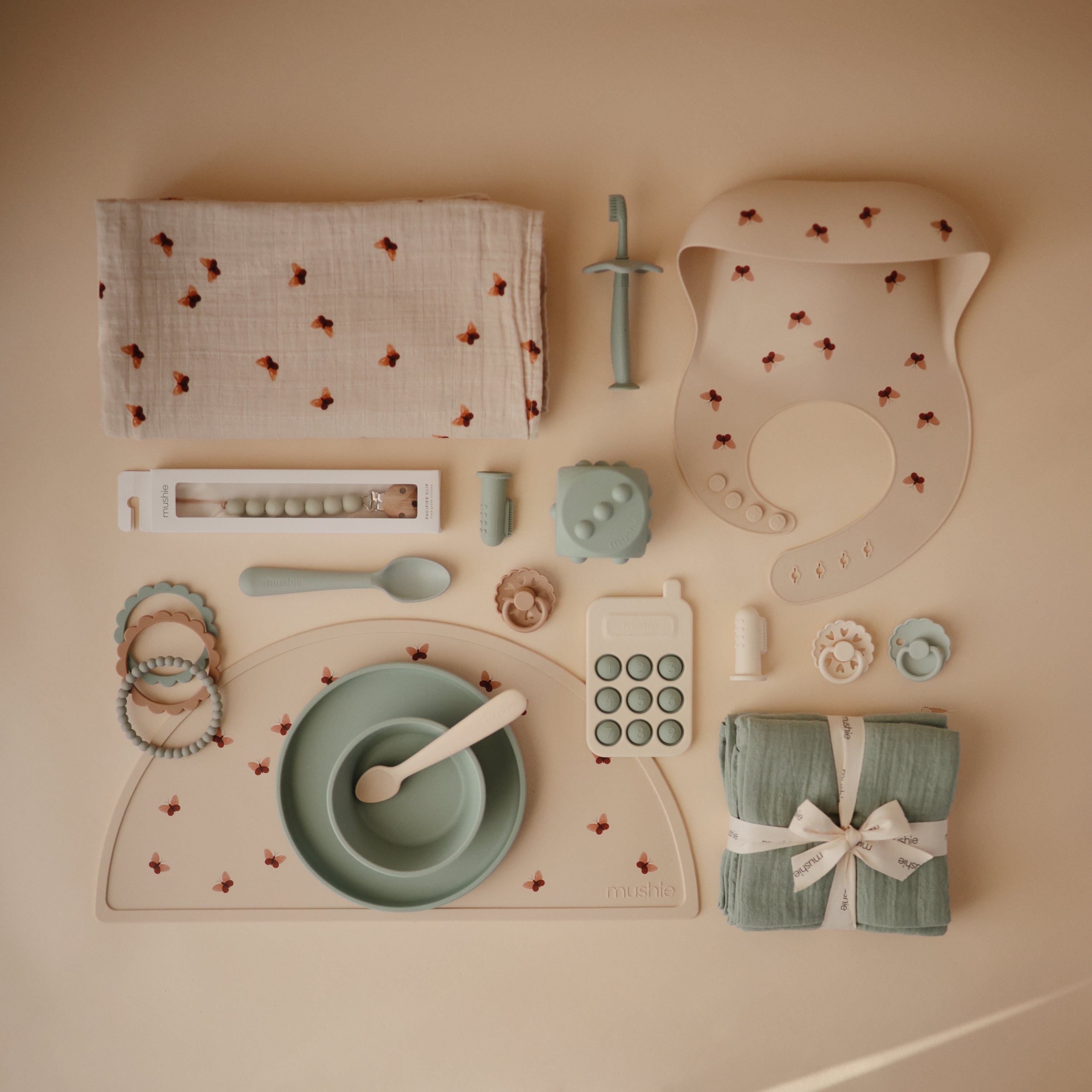 Silicone Baby Bib mushie