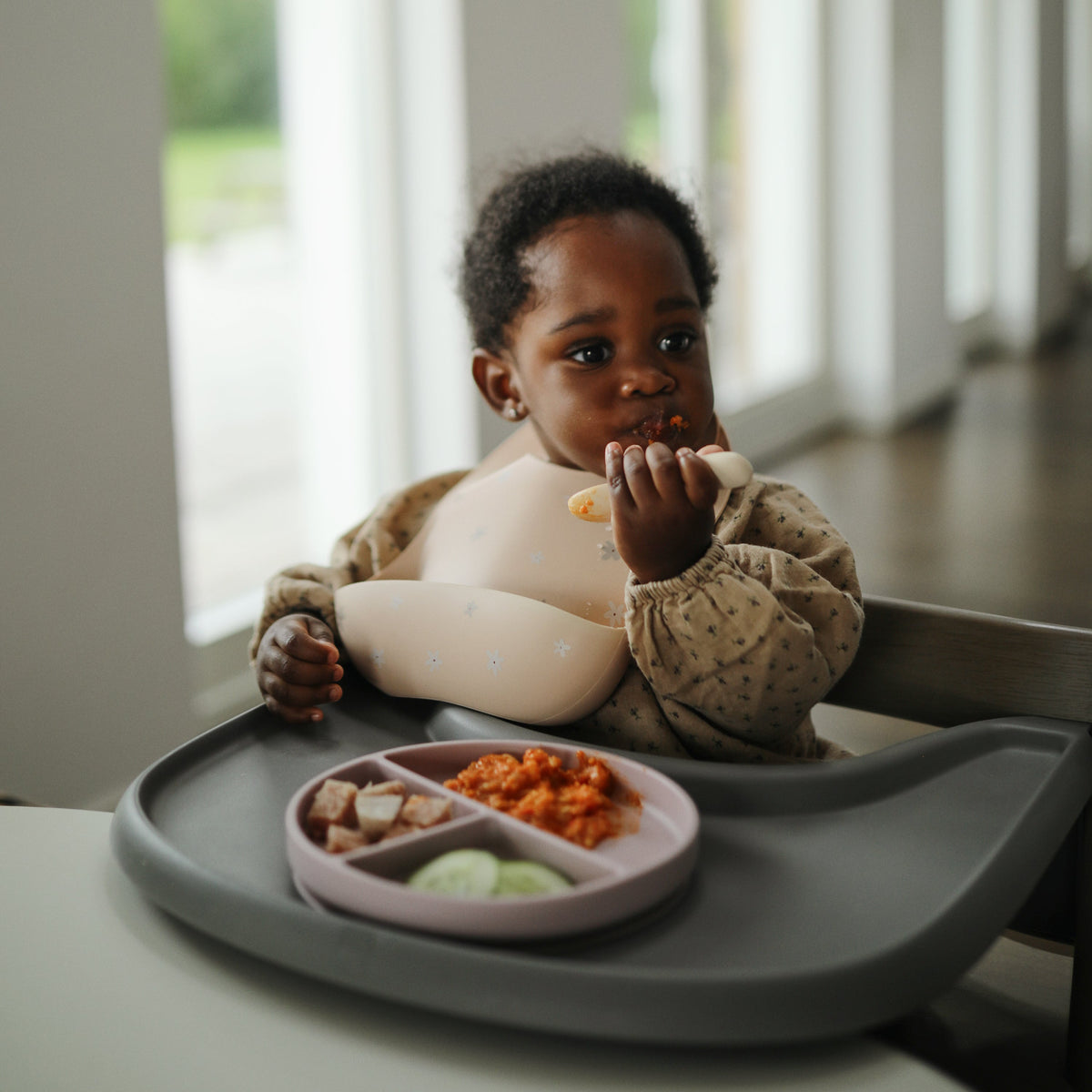 Silicone Baby Bib mushie