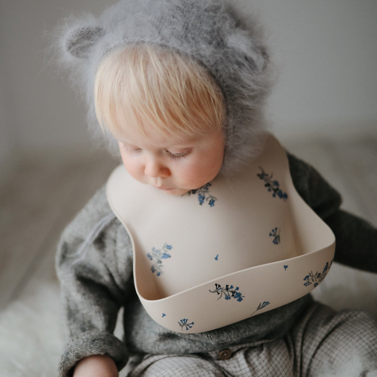 Silicone Baby Bib mushie