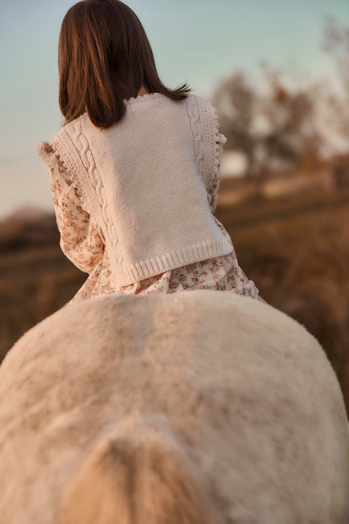 Louise Misha Irina Knit Vest – Cream