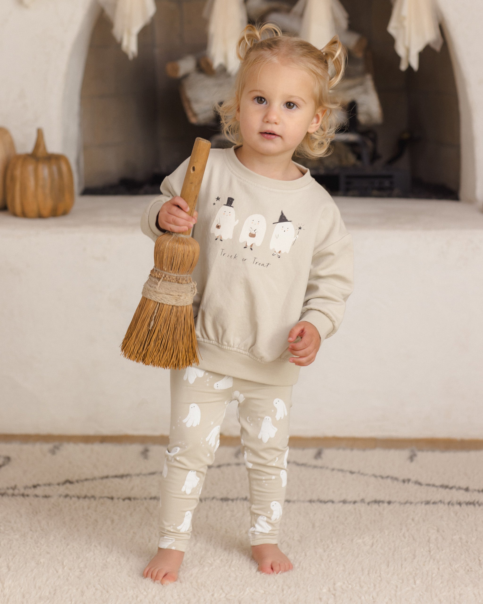 Quincy Mae Relaxed Fleece Sweatshirt - Trick Or Treat - official product image 4