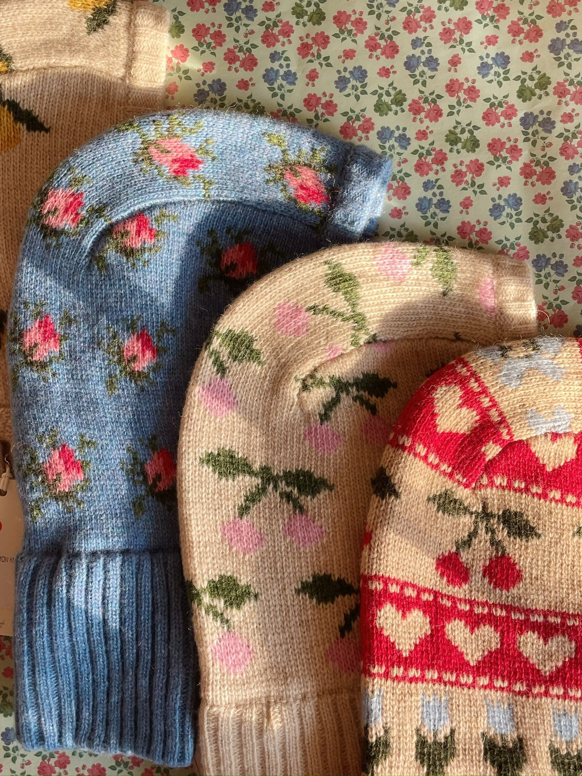 BELOU BALACLAVA - lemon Konges Sløjd New Collection