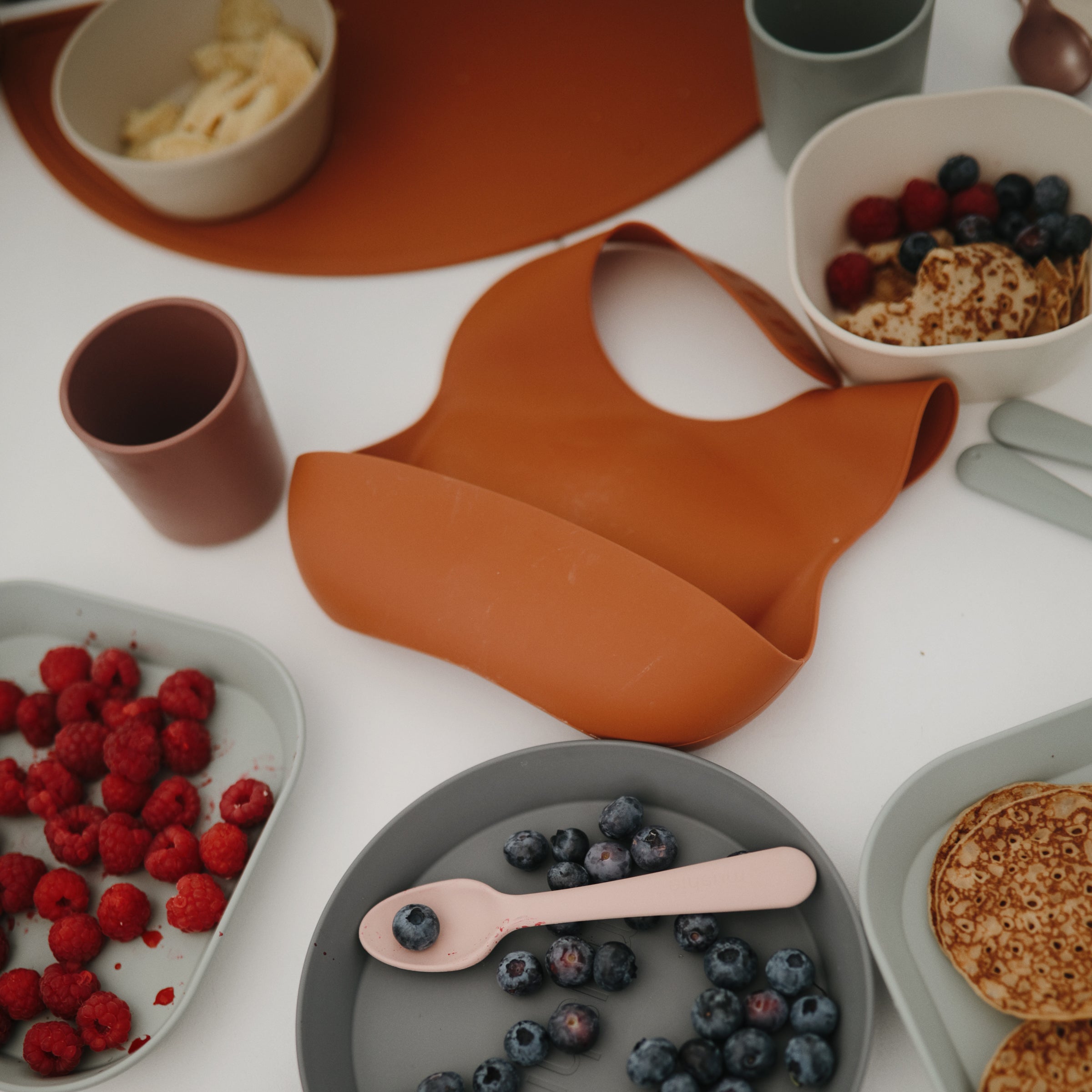 Silicone Baby Bib mushie