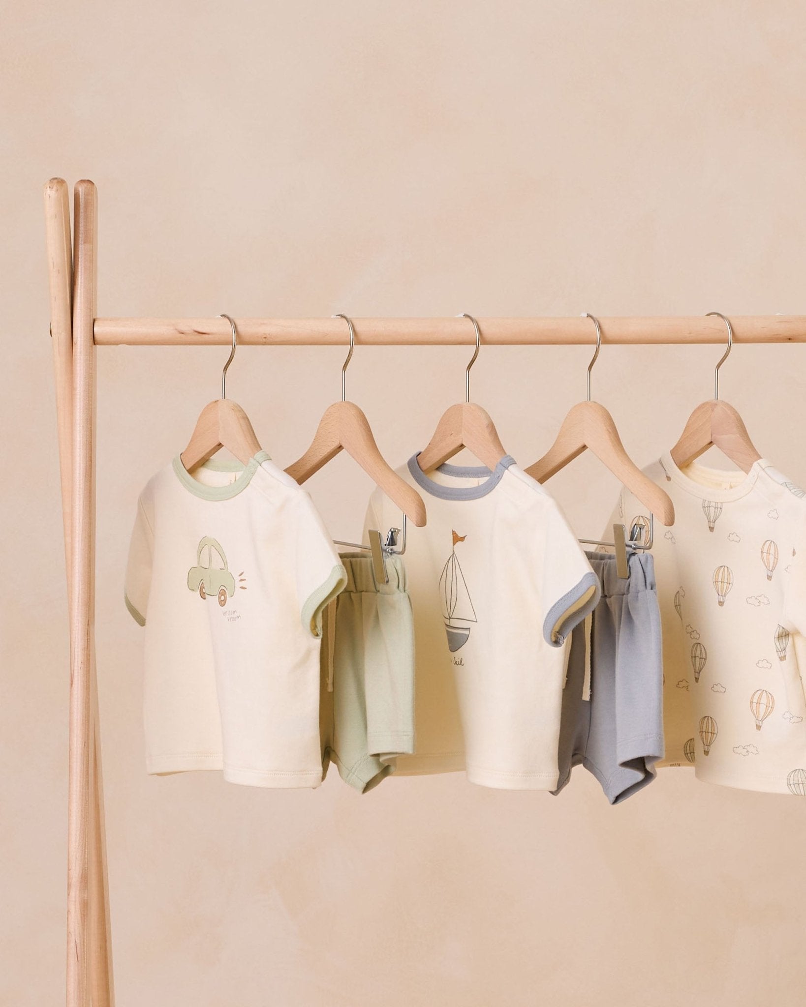 Quincy Mae Boxy Tee || Hot Air Balloons Quincy Mae