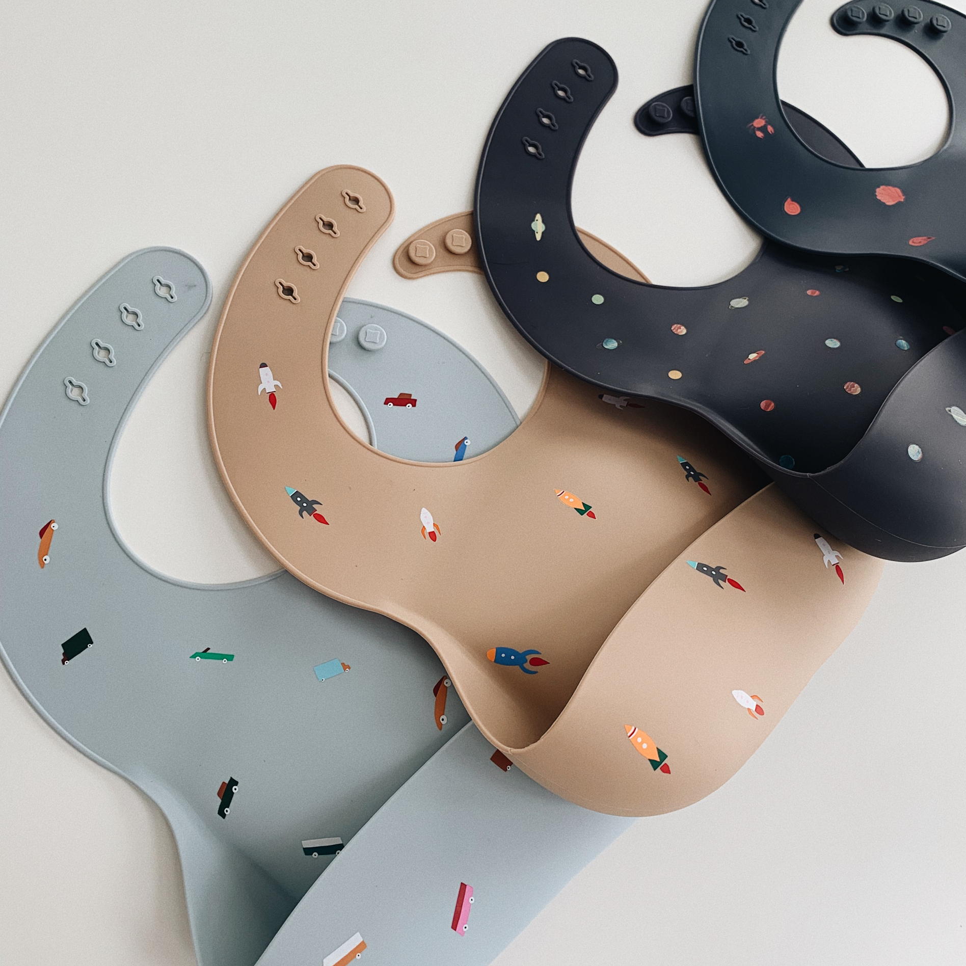 Silicone Baby Bib mushie