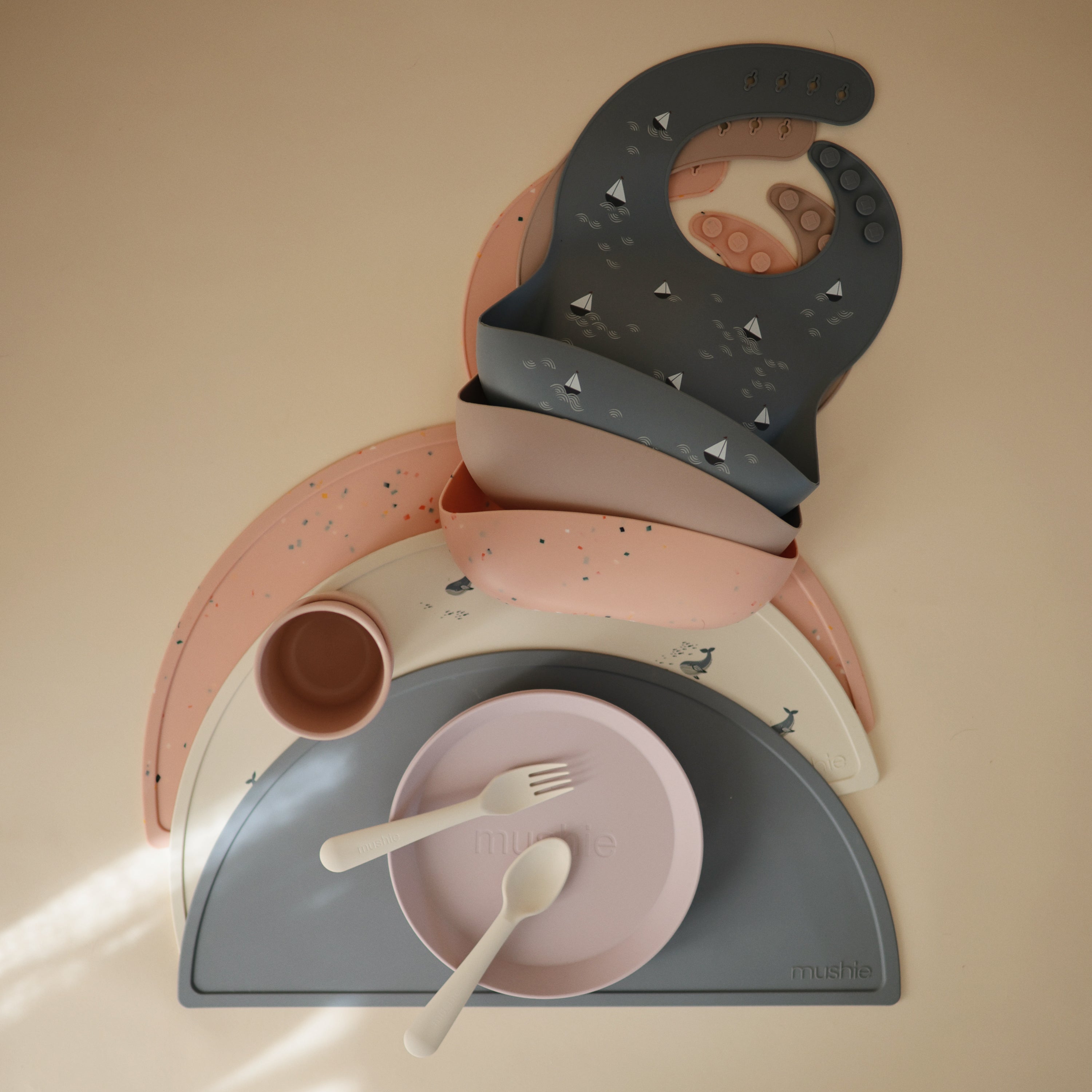 Silicone Baby Bib mushie