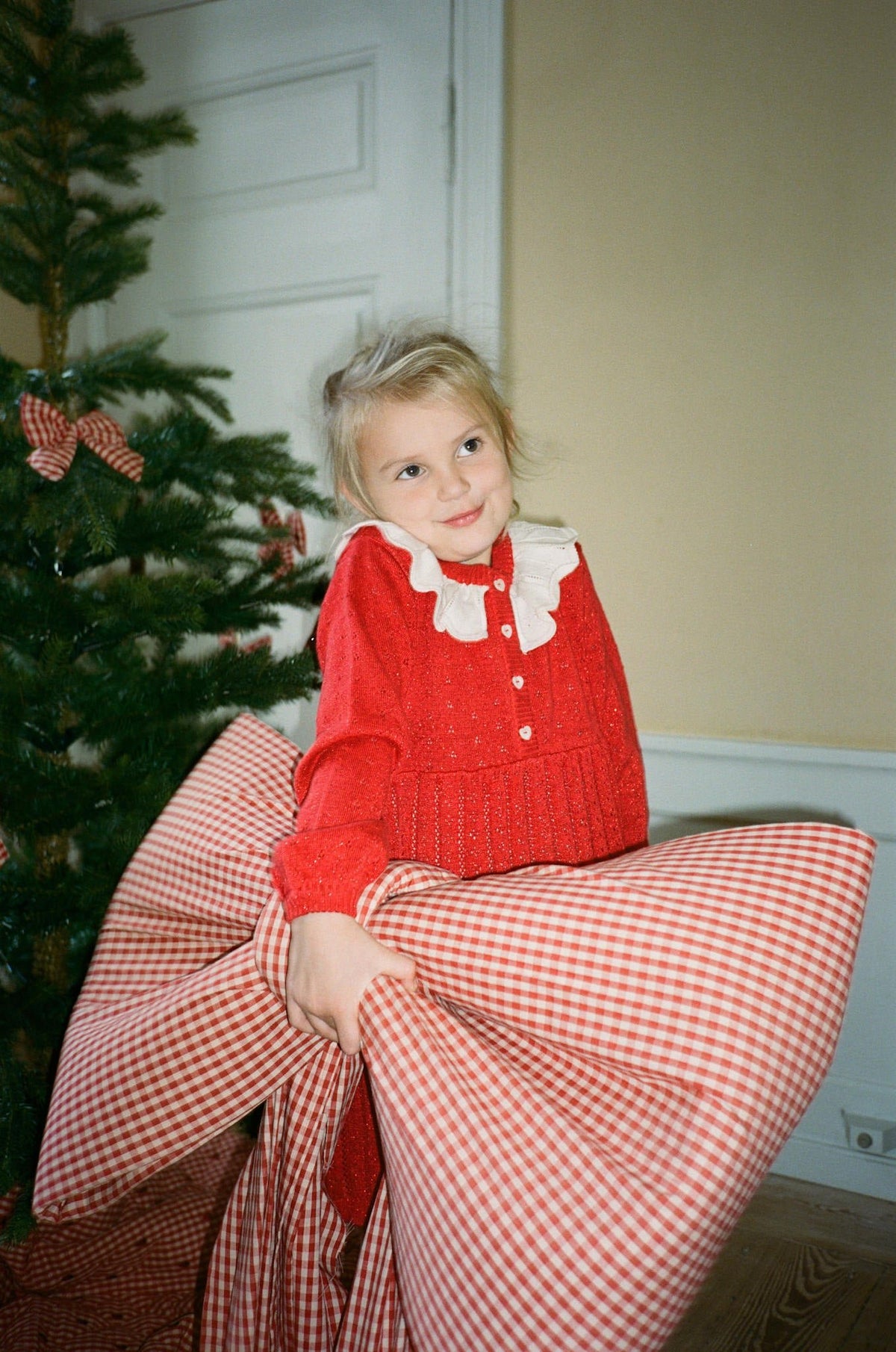 Flöss Dora Dress - Poppy Red Glitter detail