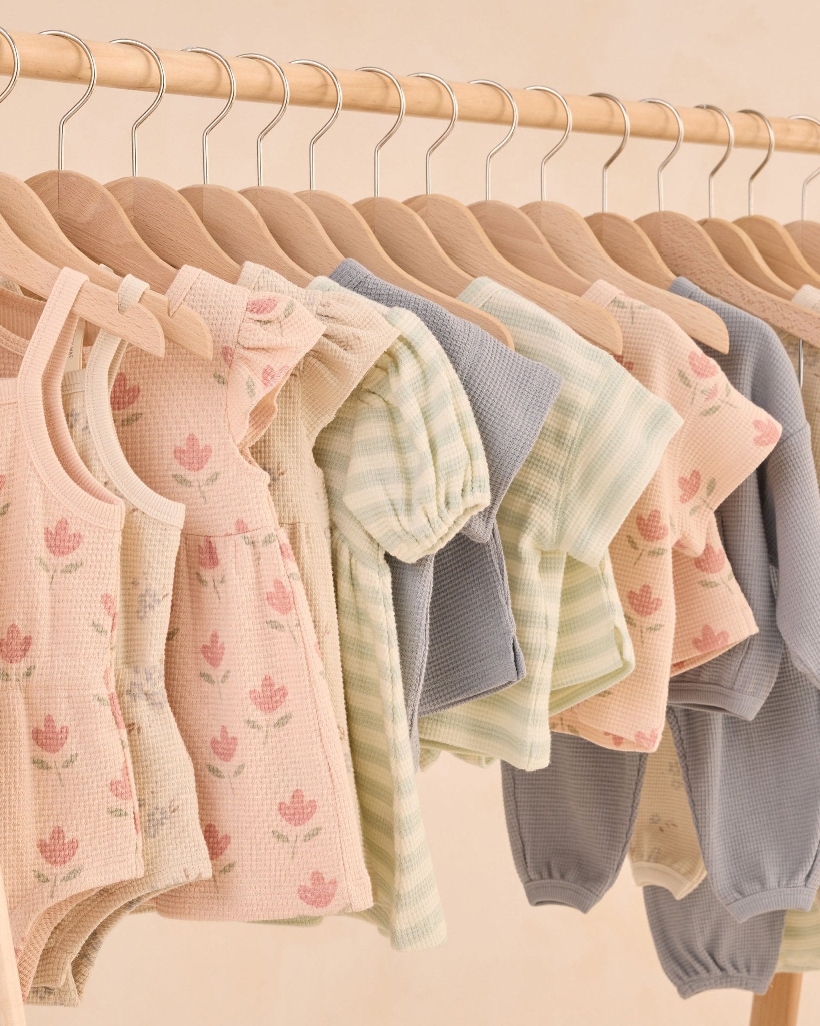 Quincy Mae Flutter Sleeve Dress || Tulips Quincy Mae