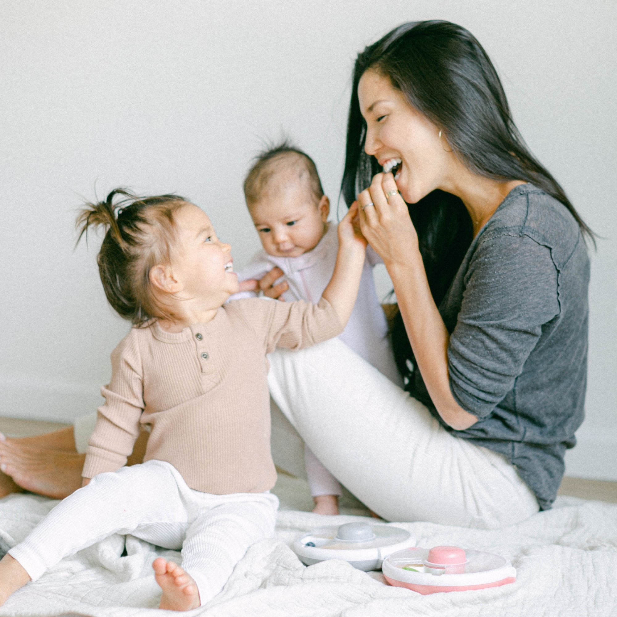 GöBe Kids - GoBe Kids Original Snack Spinner, Reusable Travel Snack Box: Taro Purple GöBe Kids