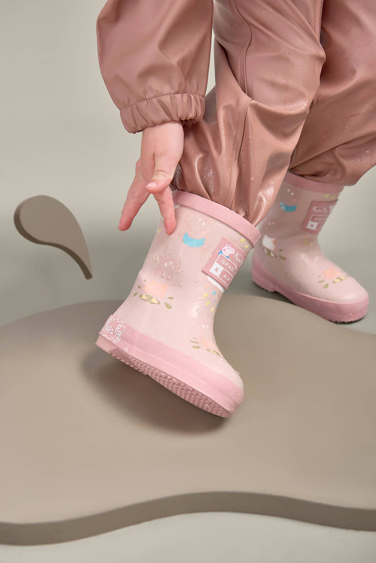 Grass & Air - Peppa Pig Pink Colour - Changing Kids Wellies, Teddy Fleece Grass & Air
