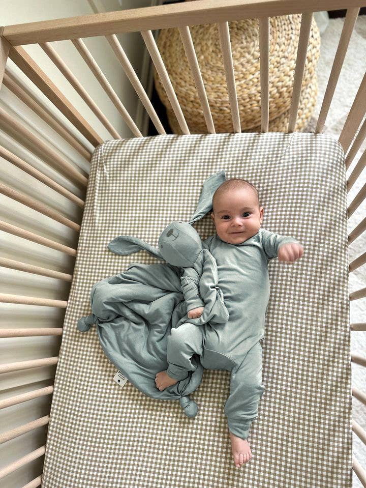 gunamuna - Bunny LOVEY FRIEND: Sage gunamuna