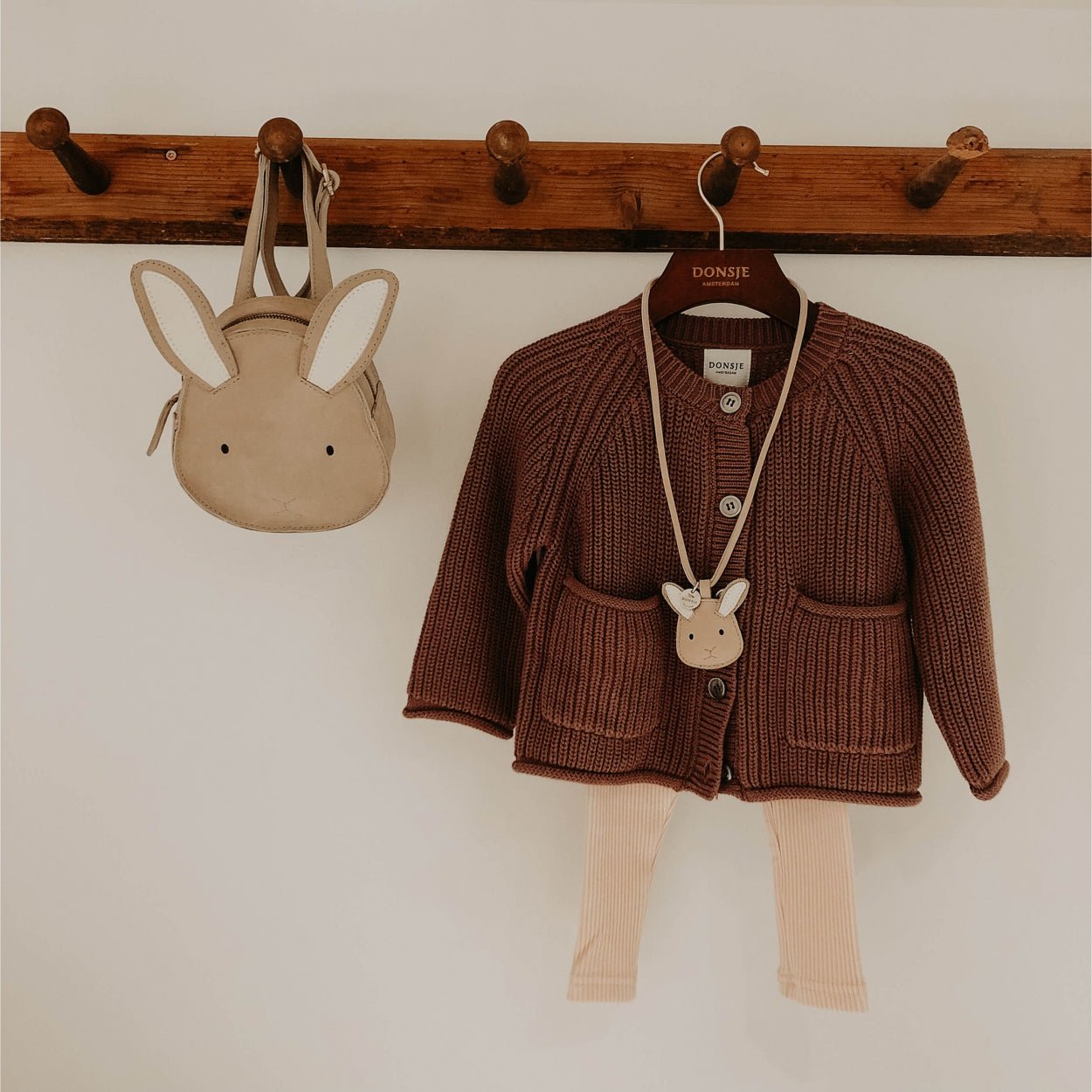 Kapi Classic Backpack | Bunny | Taupe Nubuck donsje - enjoykidsus