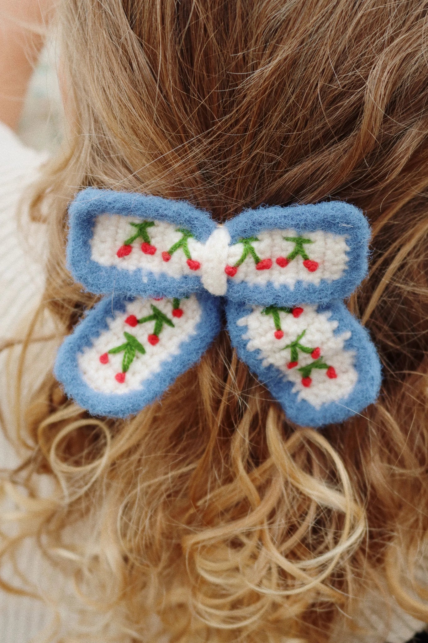 Konges Cherry Crochet Bow Hair Clip Konges Sløjd