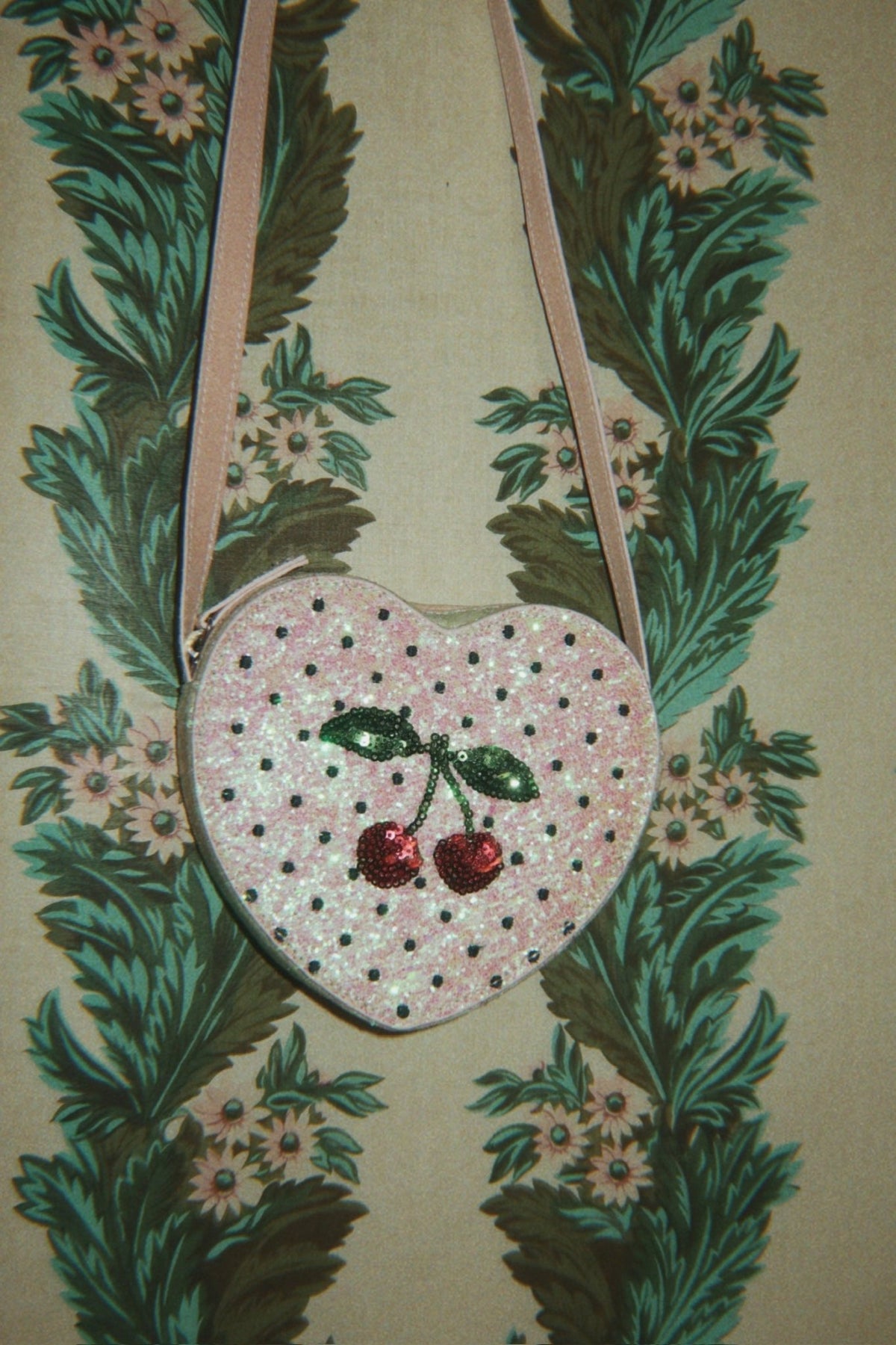 Konges Sløjd Tut Shoulder Bag – Cherry – styled view 2