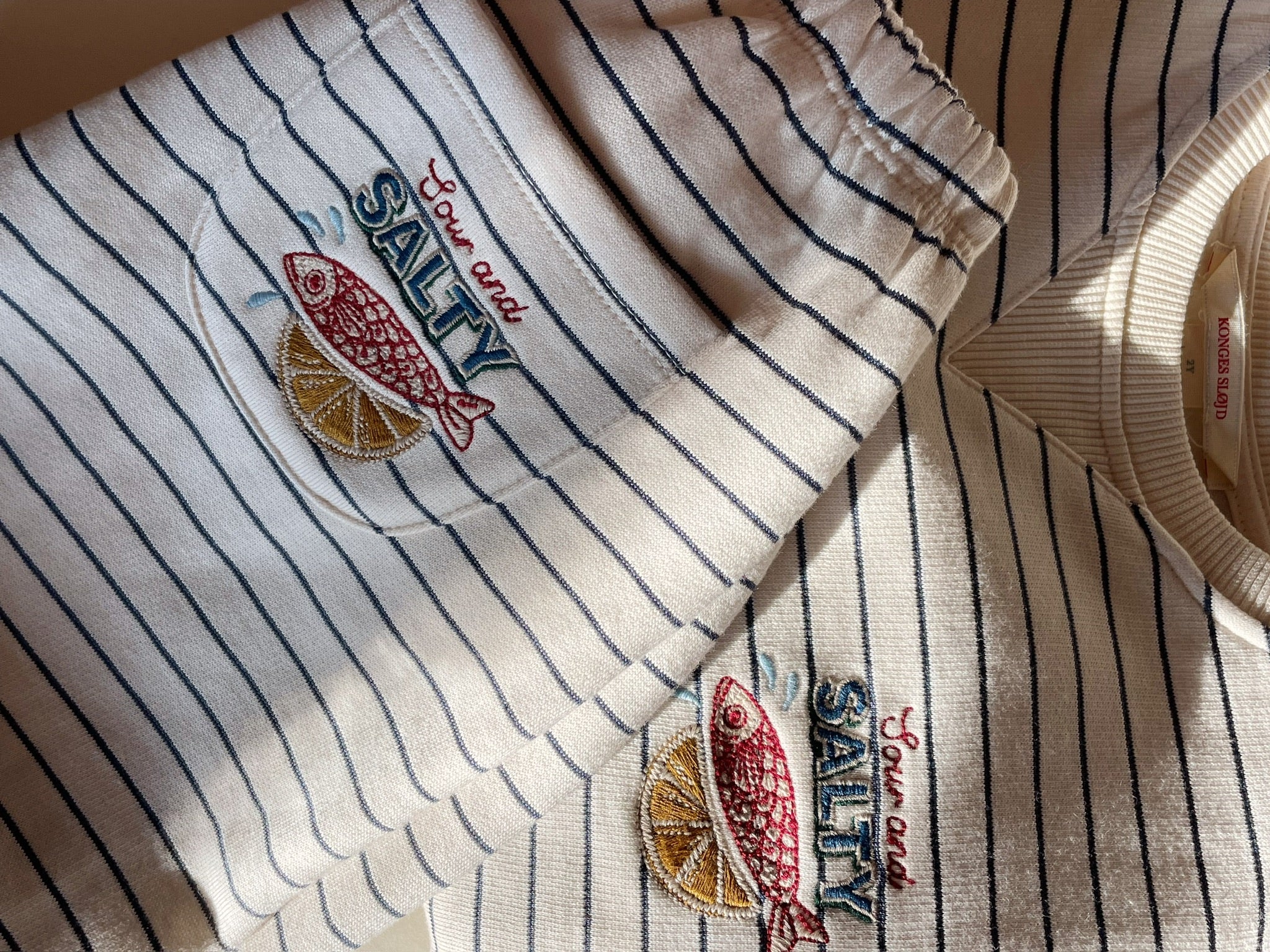 Konges Sløjd Amio Sweatpants – Captains Blue/Antique White | Kids Organic Cotton Pants Konges Sløjd New Collection