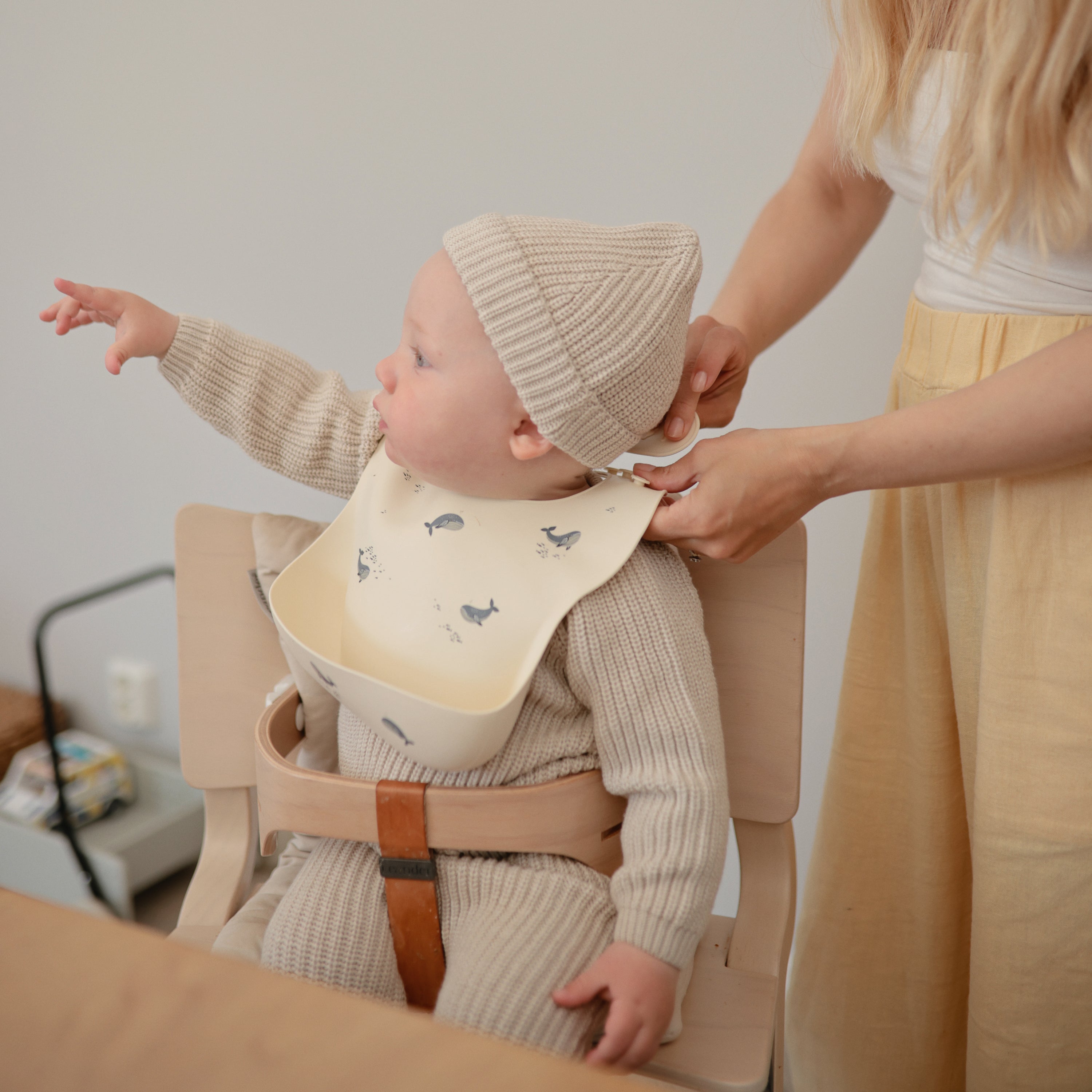 Silicone Baby Bib mushie