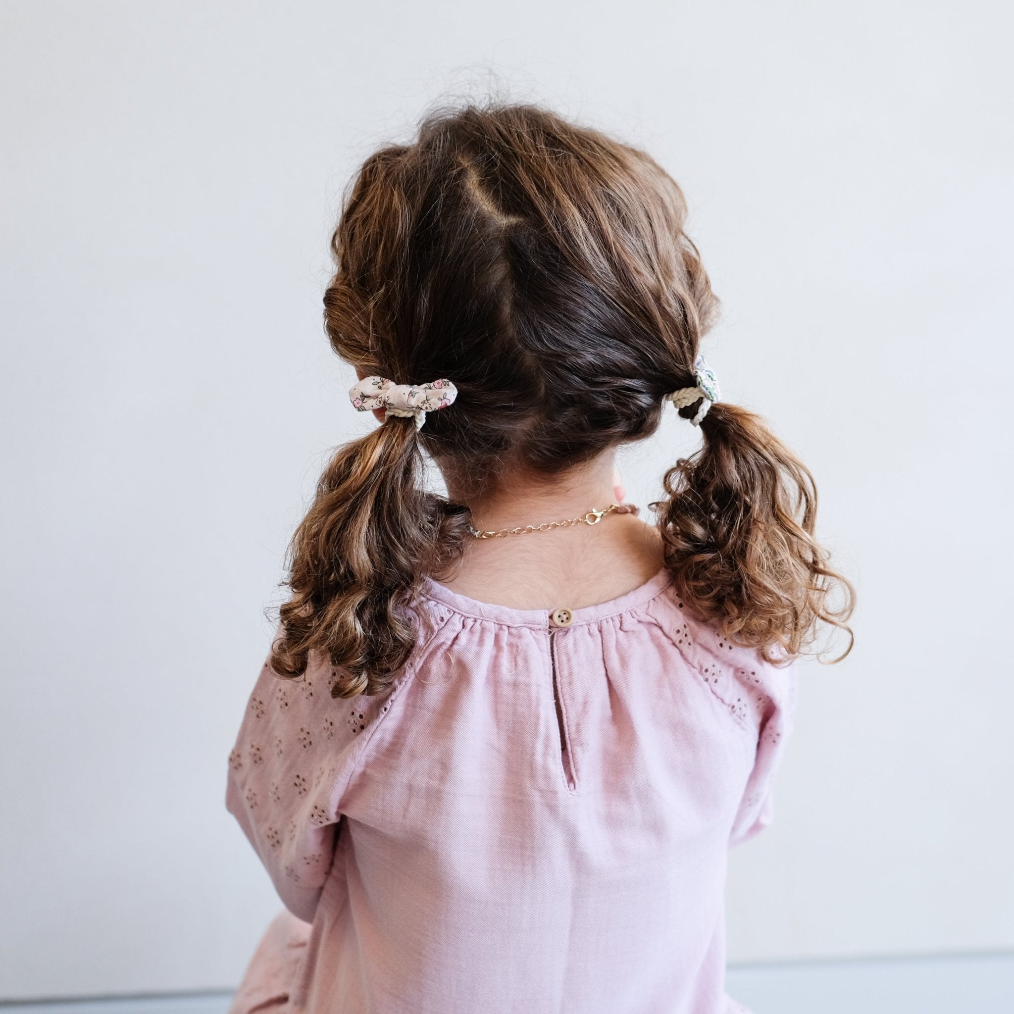 Mimi & Lula Flora bow ponies Mimi & Lula