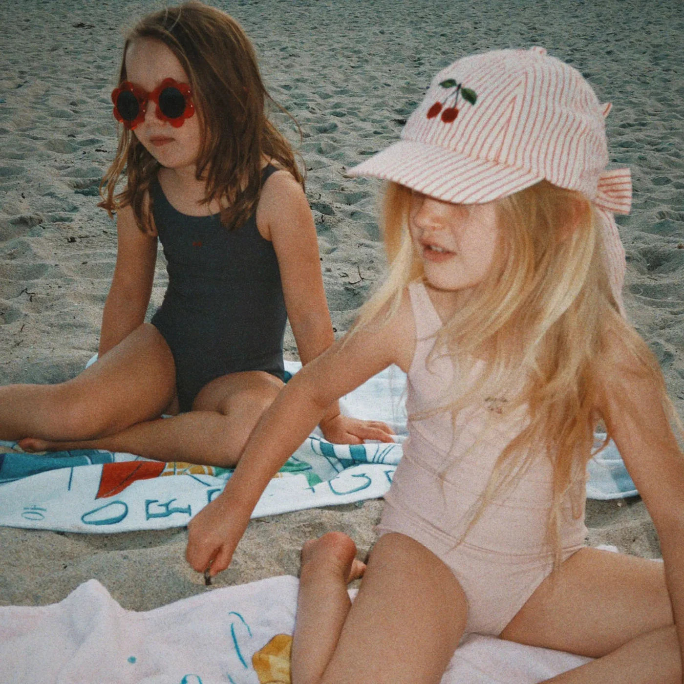 Konges Sløjd Ellie Bow Cap GOTS - Amour Stripe