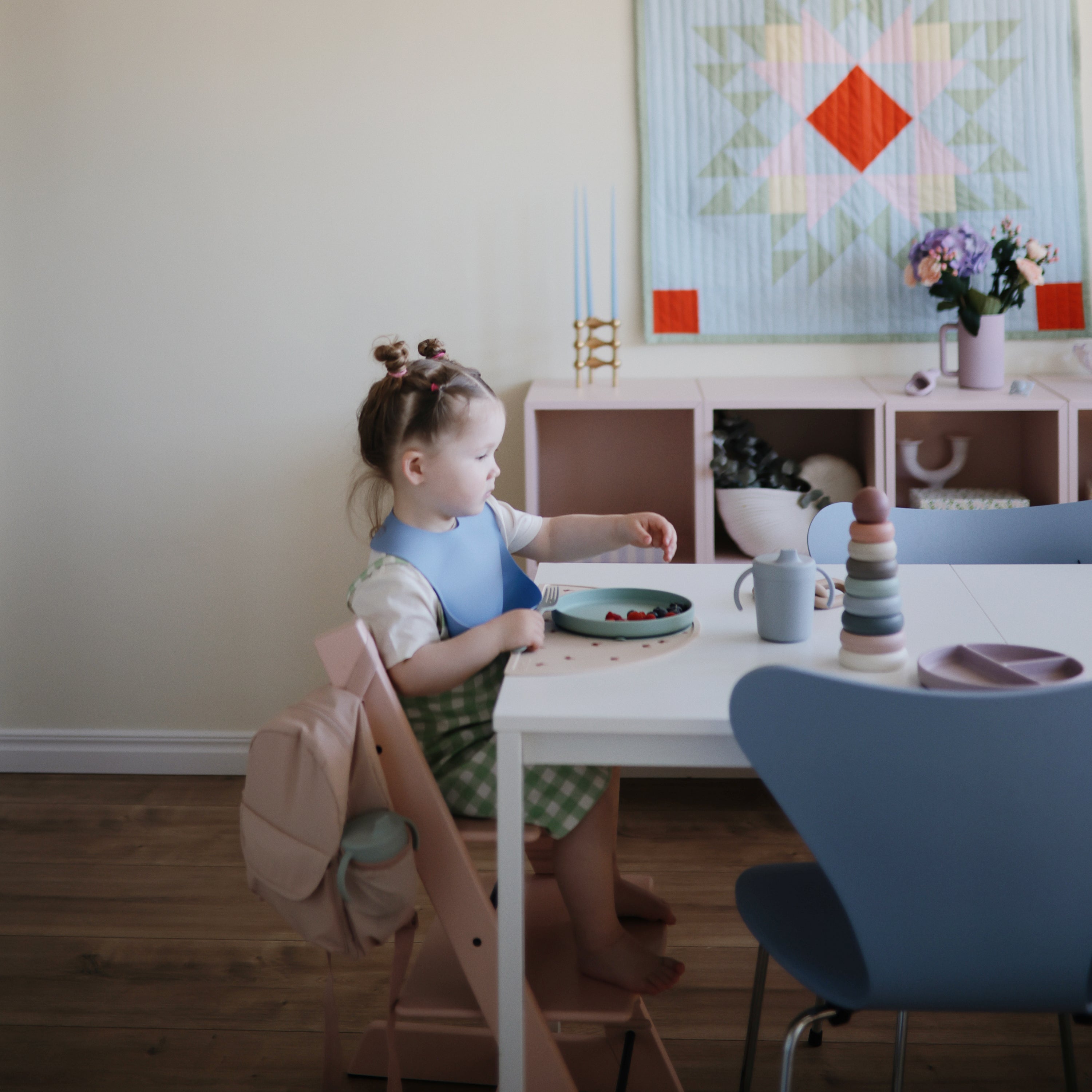 Silicone Baby Bib mushie