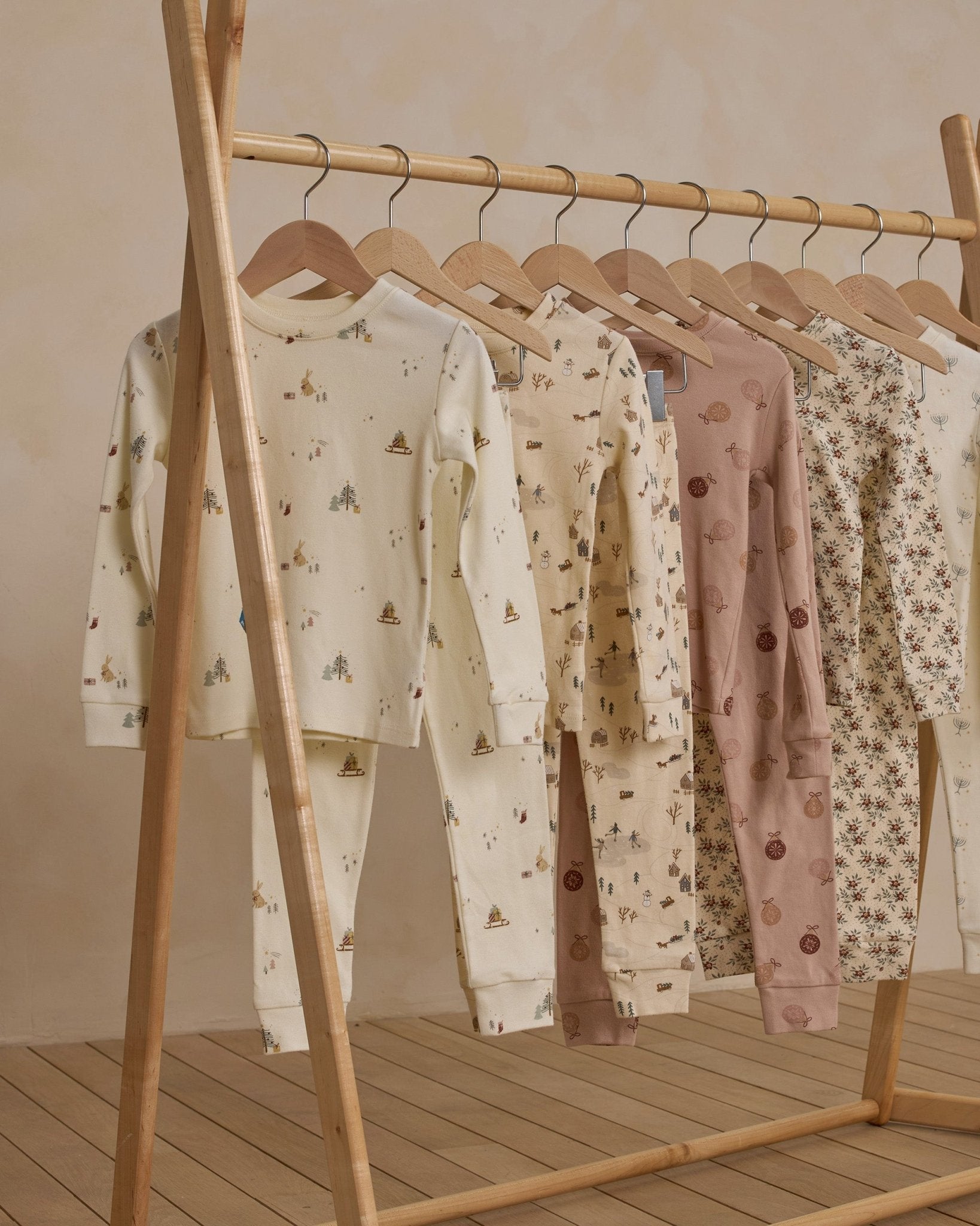 Rylee + Cru Organic Long Sleeve Pajama Set || Winter Town Rylee + Cru