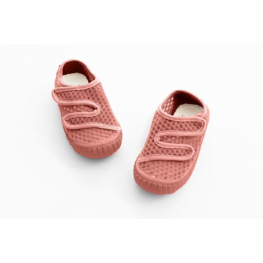 PLAY SHOES - Coral Rouge Grech & Co