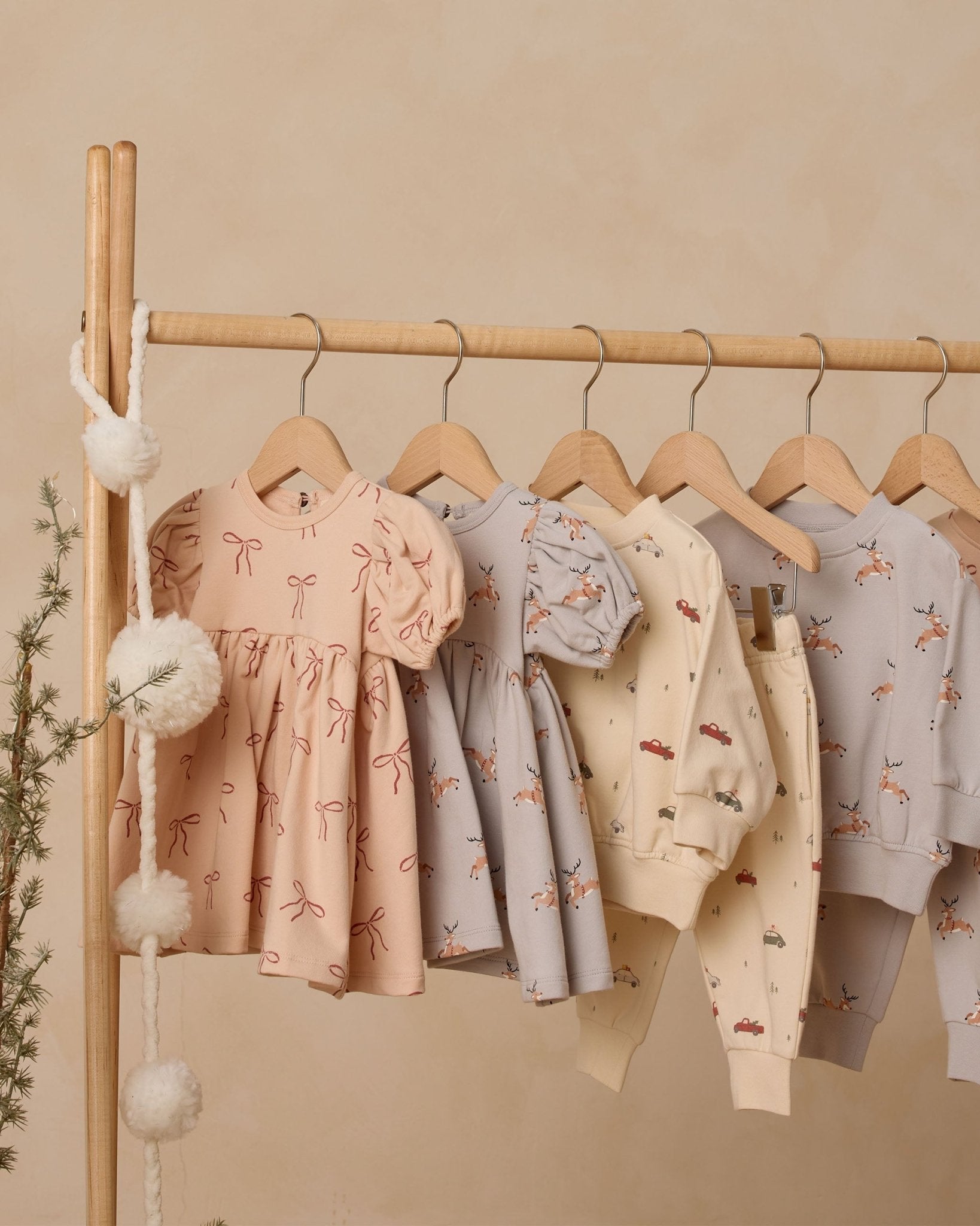 Quincy Mae Darla Dress || Red Bows Quincy Mae