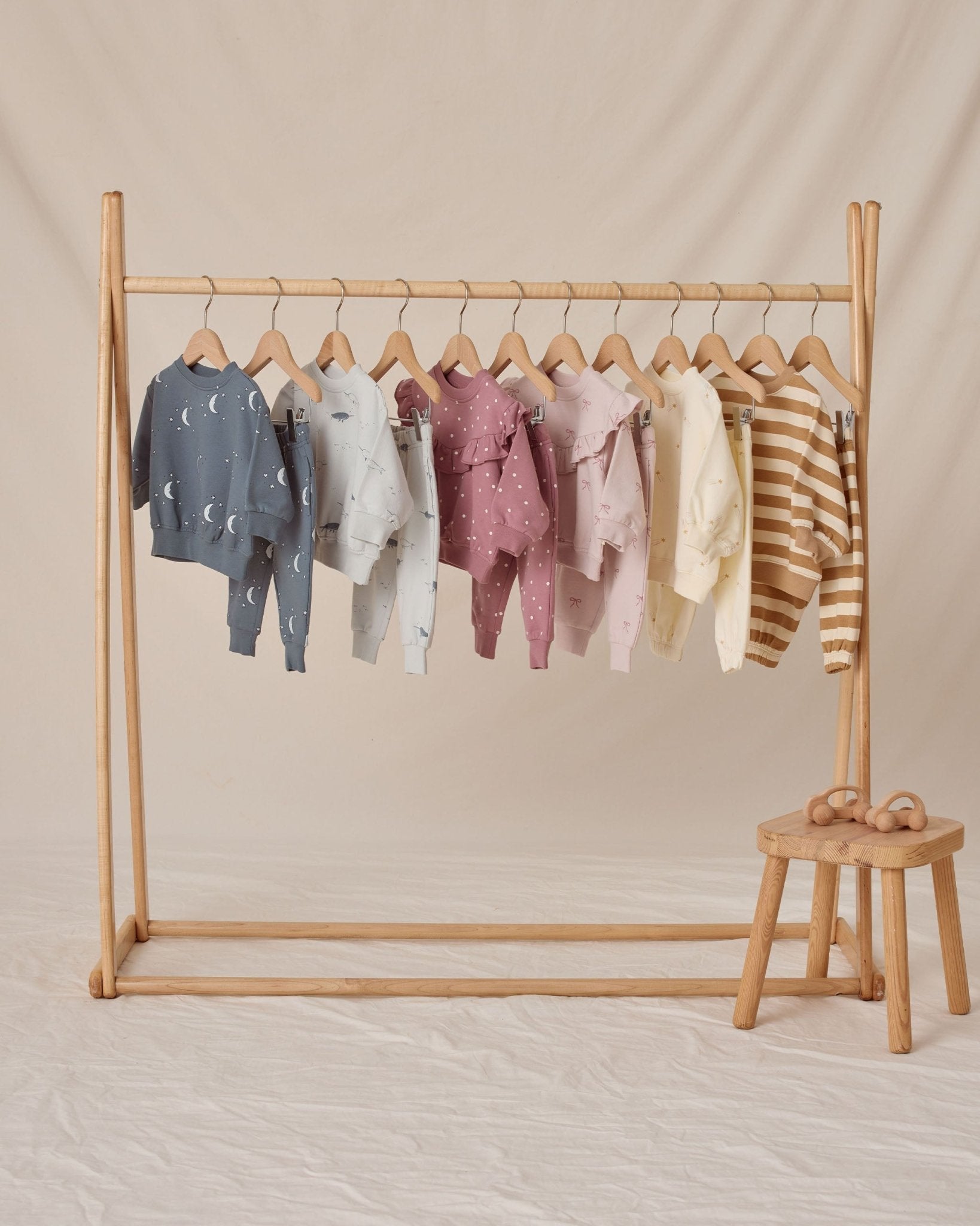 Quincy Mae Ruffle Fleece Sweatshirt || Bows Quincy Mae