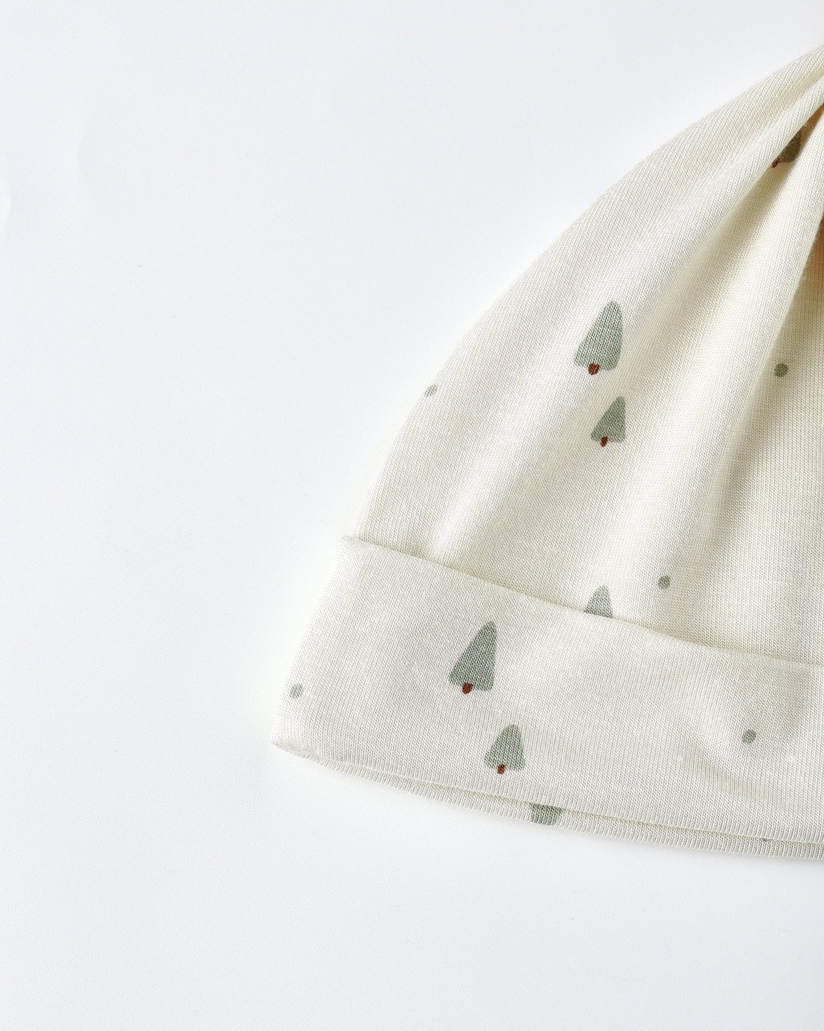 Quincy MaeBamboo Baby Gown + Hat Set || Trees Quincy Mae