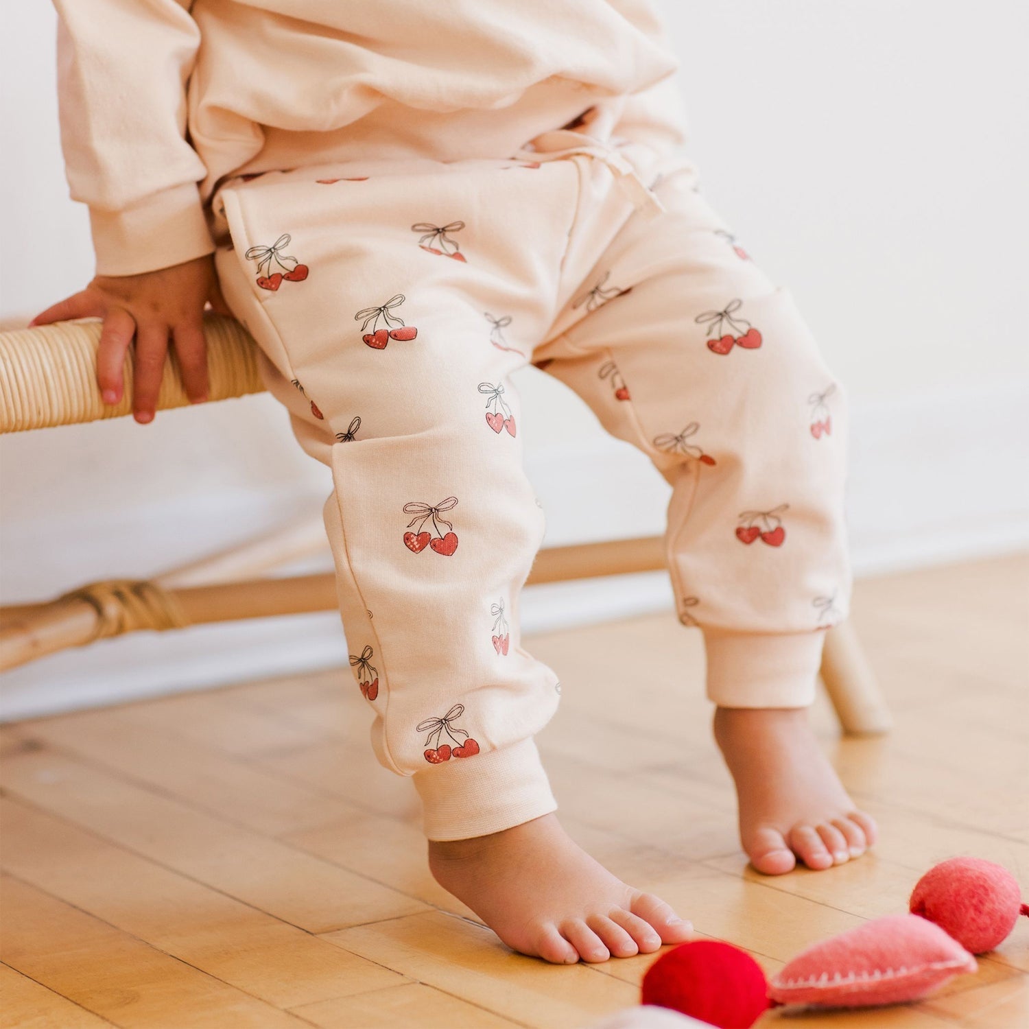 Relaxed Fleece Sweatpant - Mon Amour Quincy Mae