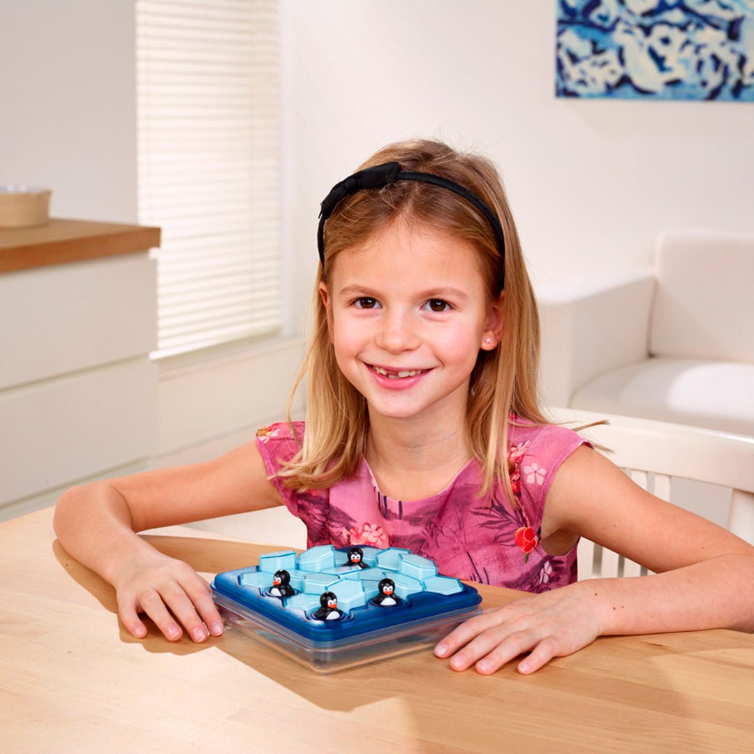 SmartGames Penguins on Ice 3D Puzzle Game SmartGames