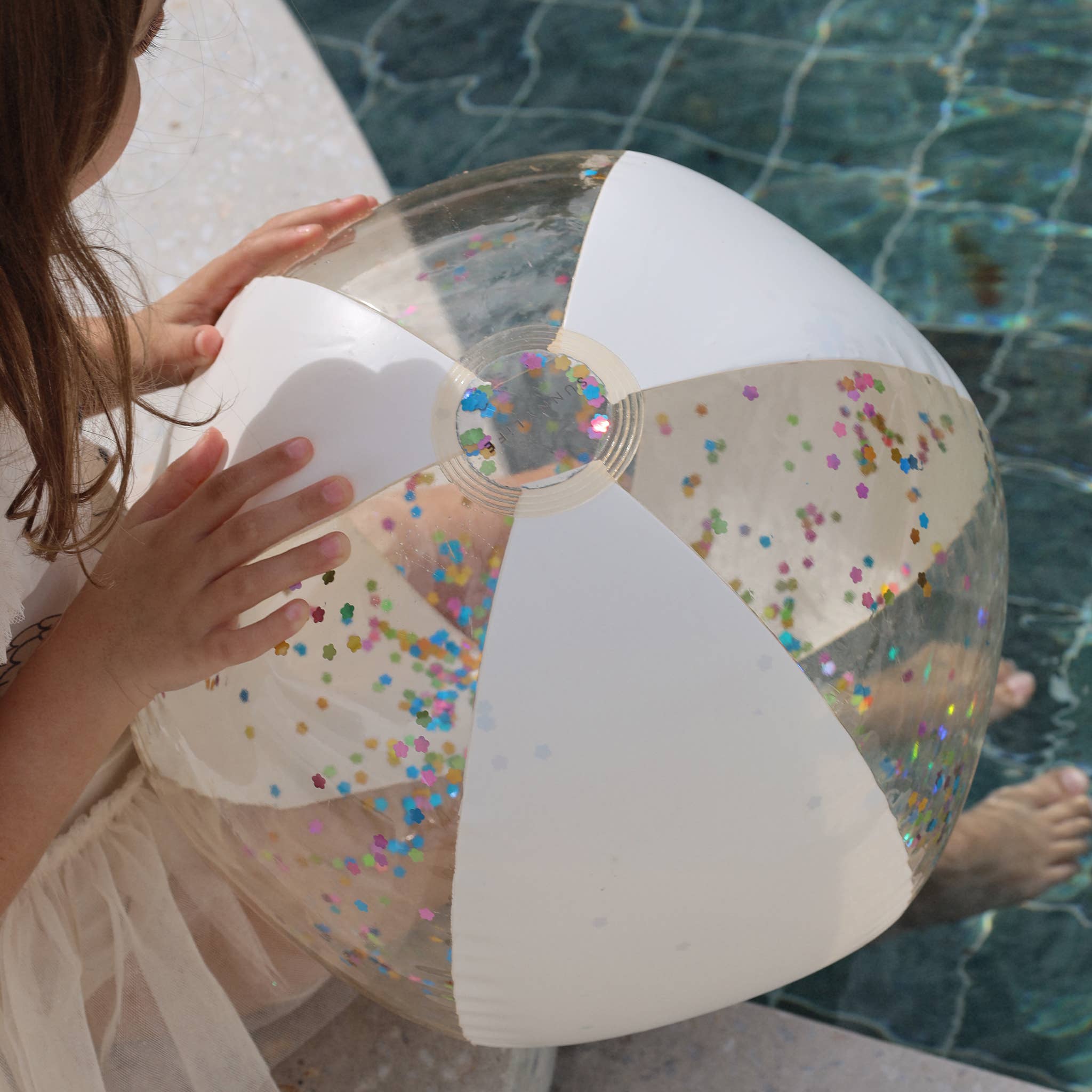 Sunnylife - Inflatable Beach Ball Cotton Candy Glitter Sunnylife