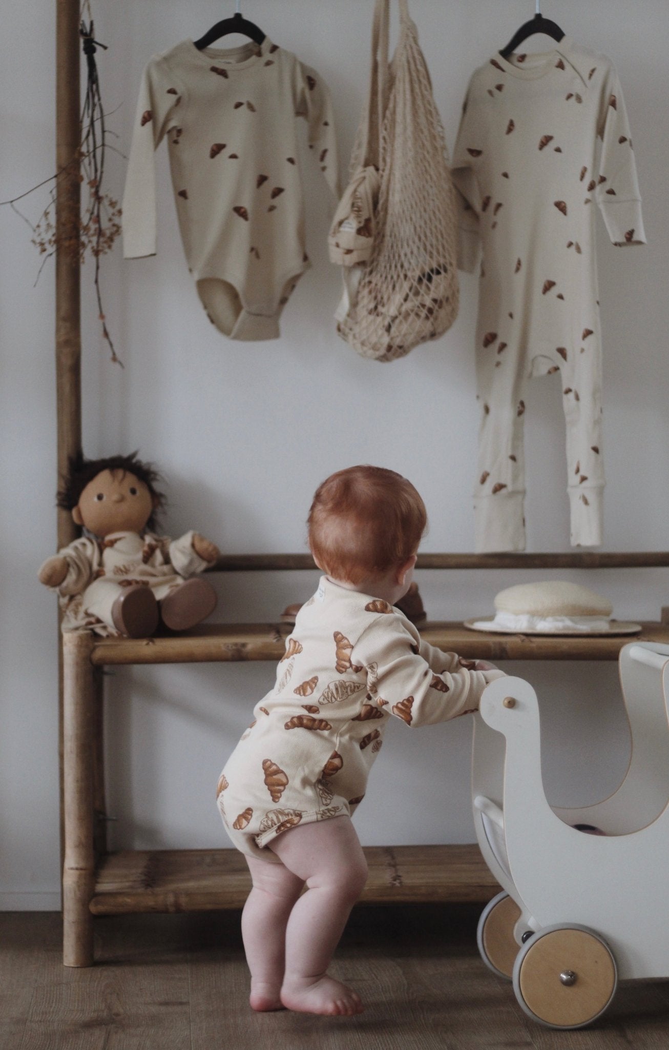 VACVAC Kurt Bodysuit LS – Croissant Big | Organic Baby Bodysuit VACVAC