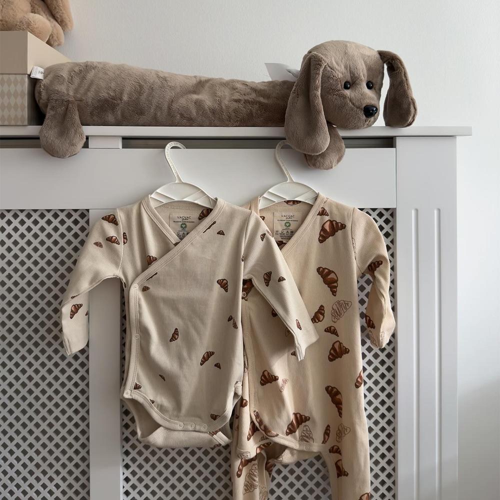 VACVAC Toulon NB Crossover Bodysuit LS – Croissant Mini | Organic Baby Bodysuit VACVAC