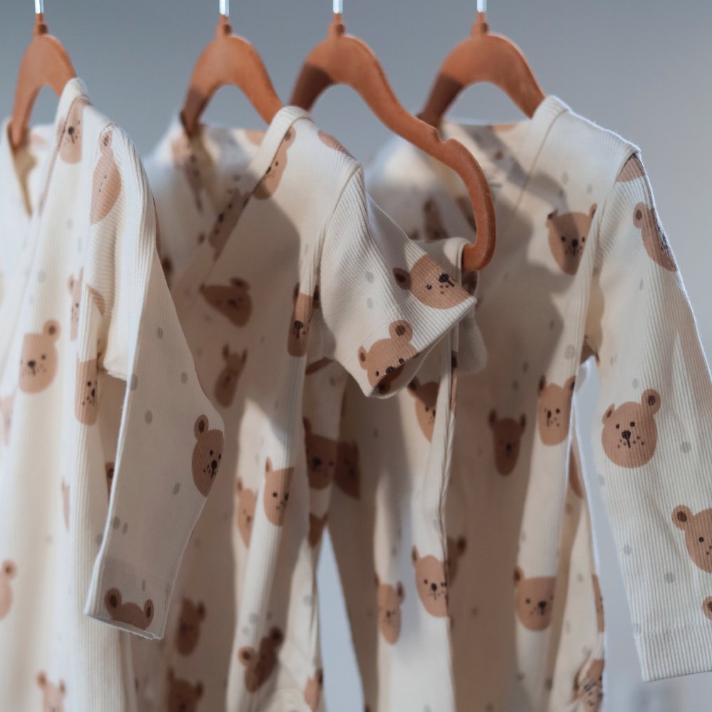 VACVAC Toulon NB Crossover Bodysuit – Teddy Tumbles | Organic Cotton Baby Bodysuit VACVAC