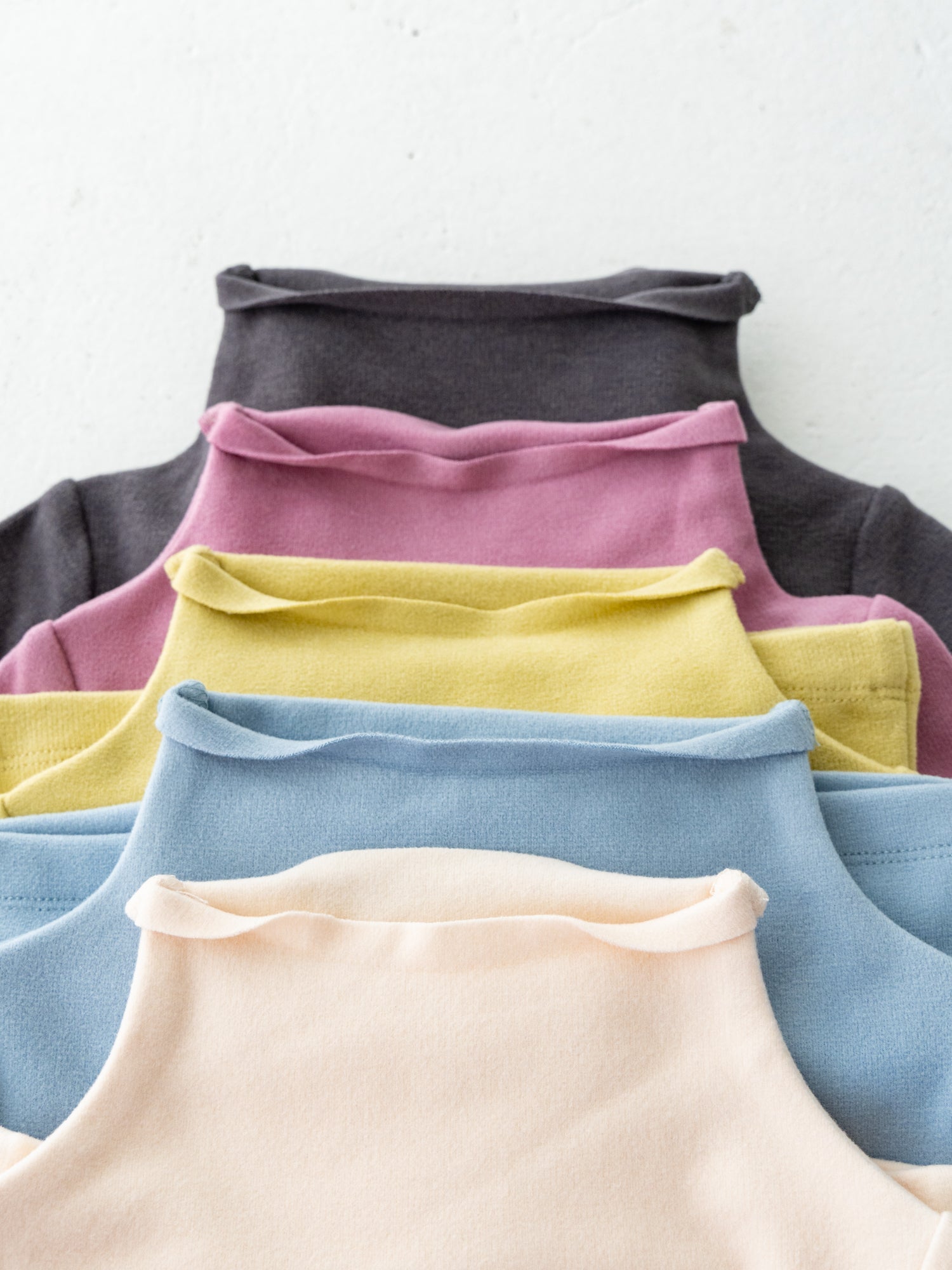 【10％OFF】Fluffy warm high neck Pippi + Lotta