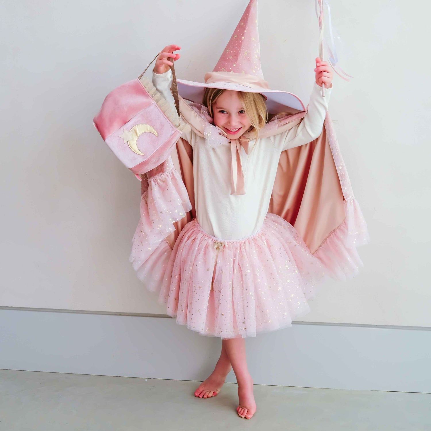 Mimi &amp; Lula Elspeth velvet witch cape