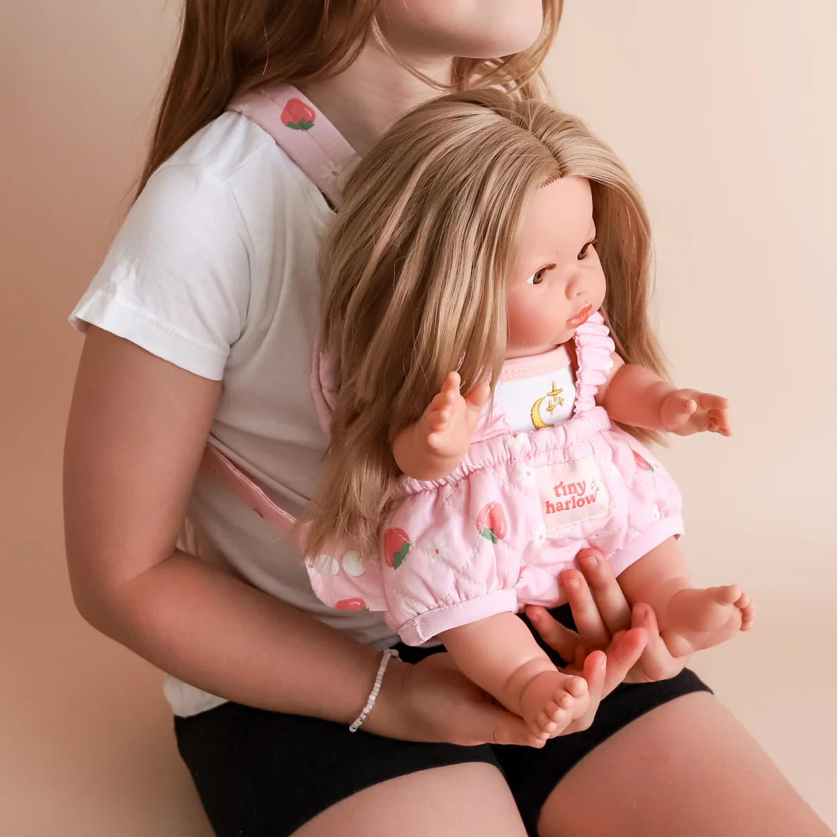 Shine on me Distribution - Doll Carrier - Strawberry picnic - Tiny Harlow