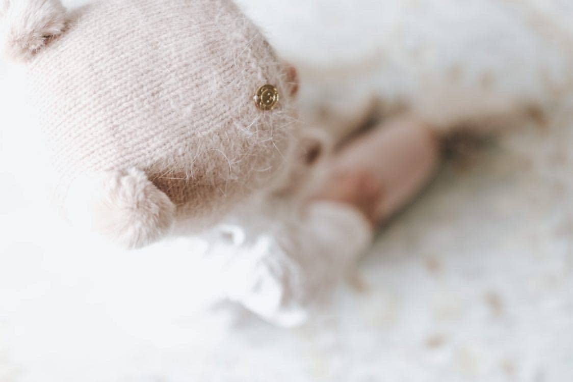 Petite Maison Kids - Dusty Pink Cashmere Teddy Hat: Small (0-12 M)