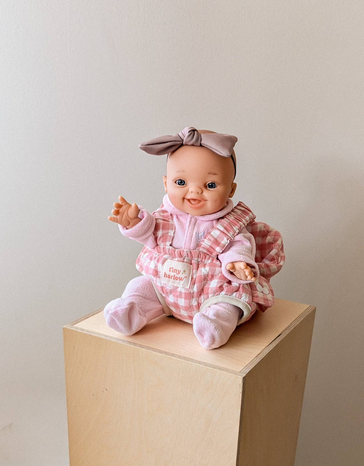 Shine on me Distribution - Doll Carrier - Pink gigham - Tiny Harlow