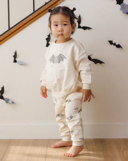 Quincy Mae Relaxed Fleece Sweatpant - Baby Bats - official product image 4
