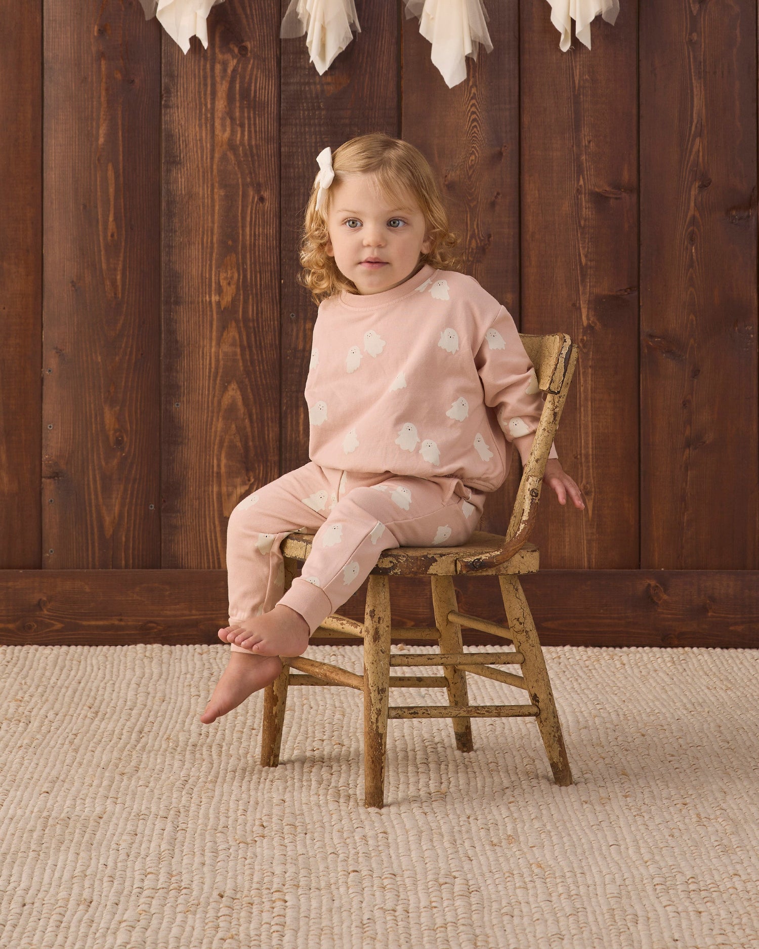 Quincy Mae Relaxed Fleece Sweatshirt - Sweet Ghost - official product image 5
