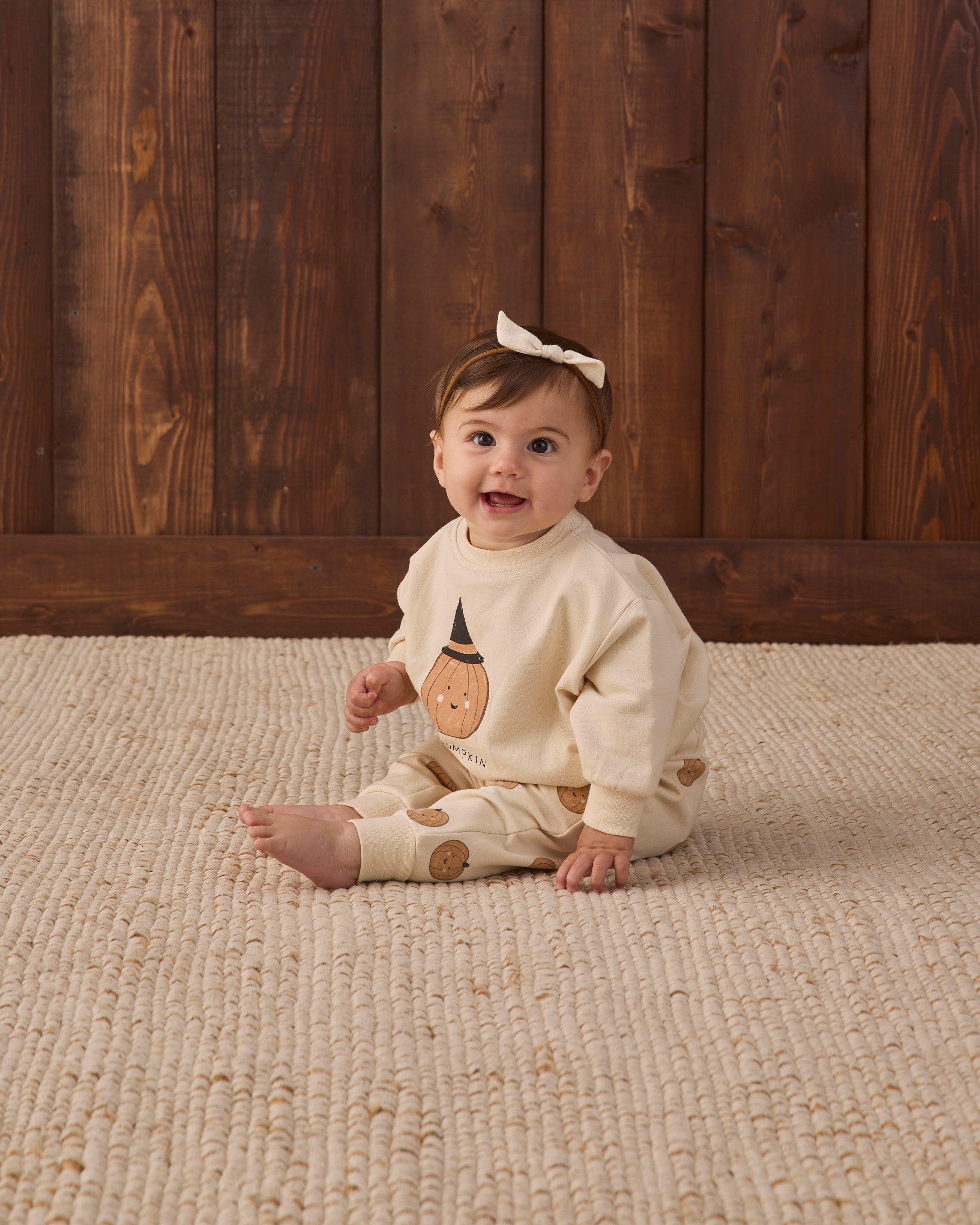 Quincy Mae Relaxed Fleece Sweatpant - Pumpkins - official product image 4