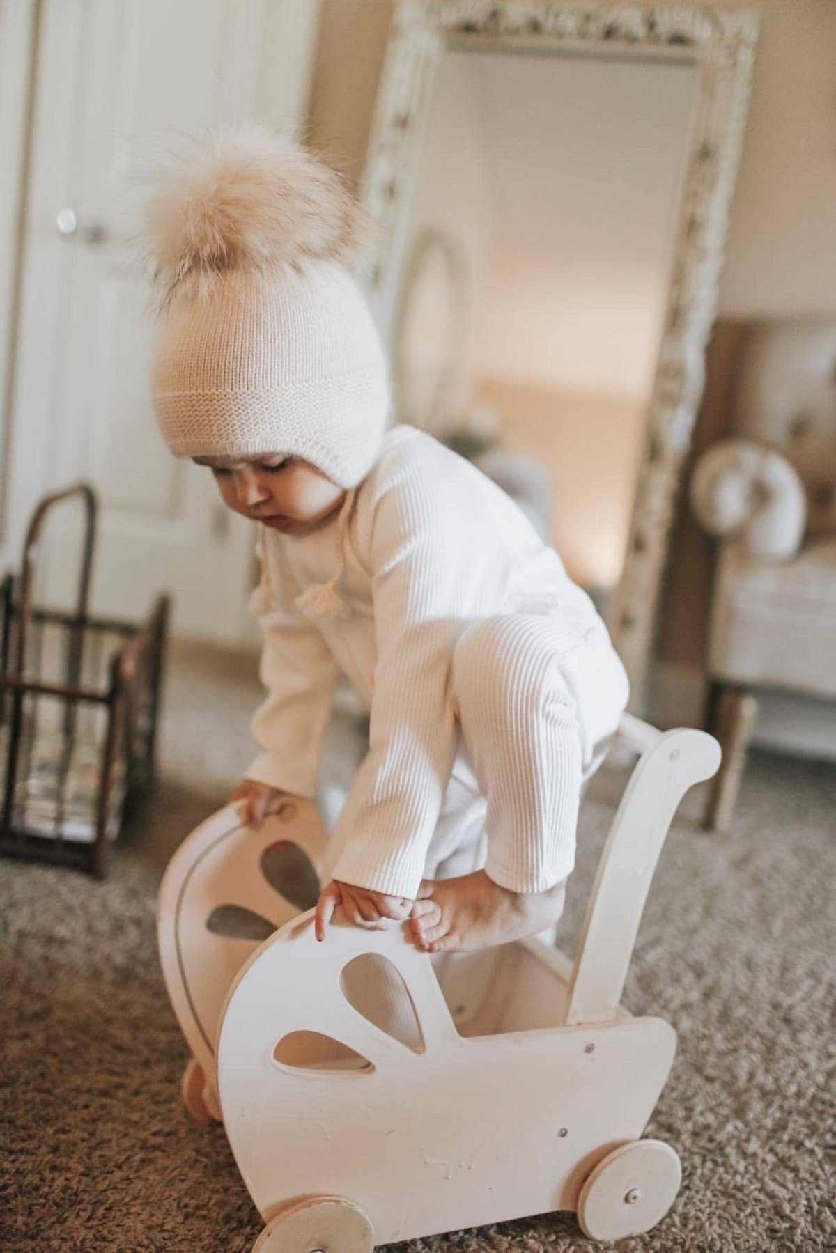 Petite Maison Kids - Cashmere Aviator Hat: Pink / Small (0-12M)