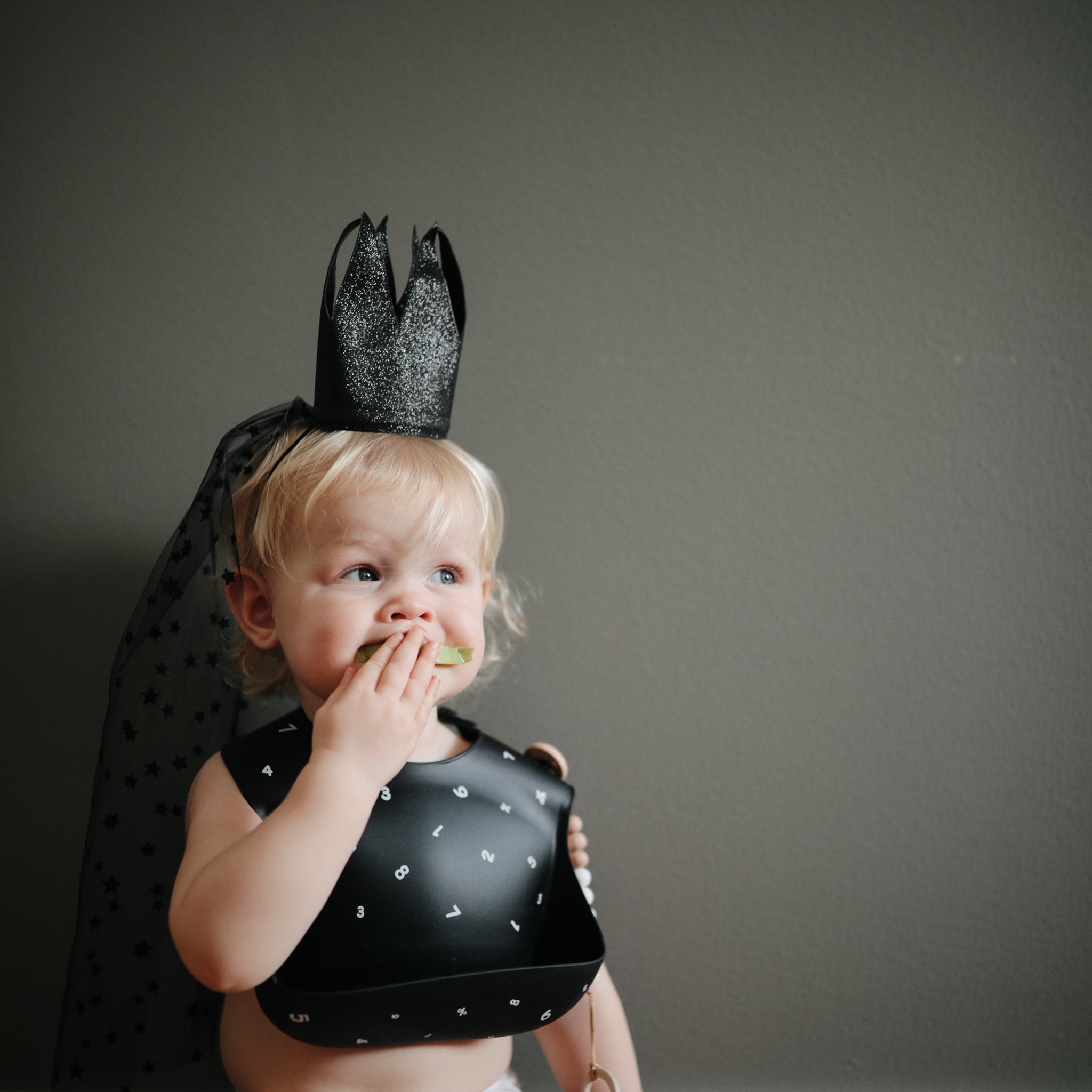 Silicone Baby Bib mushie