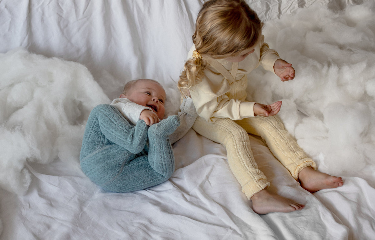 Silly Silas Granny Teddy Misty Blue Footed — official lifestyle view 4