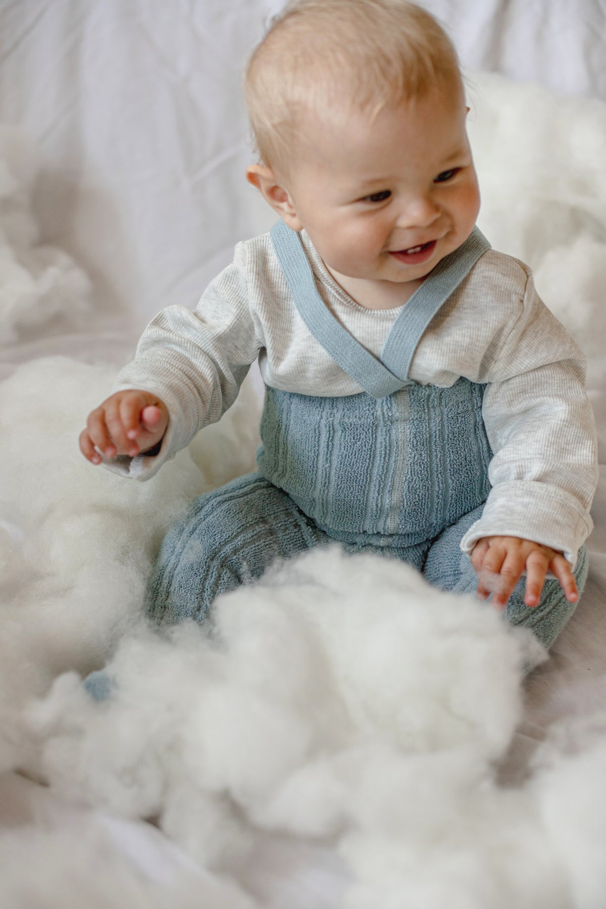 Silly Silas Granny Teddy Misty Blue Footed — official lifestyle view 1