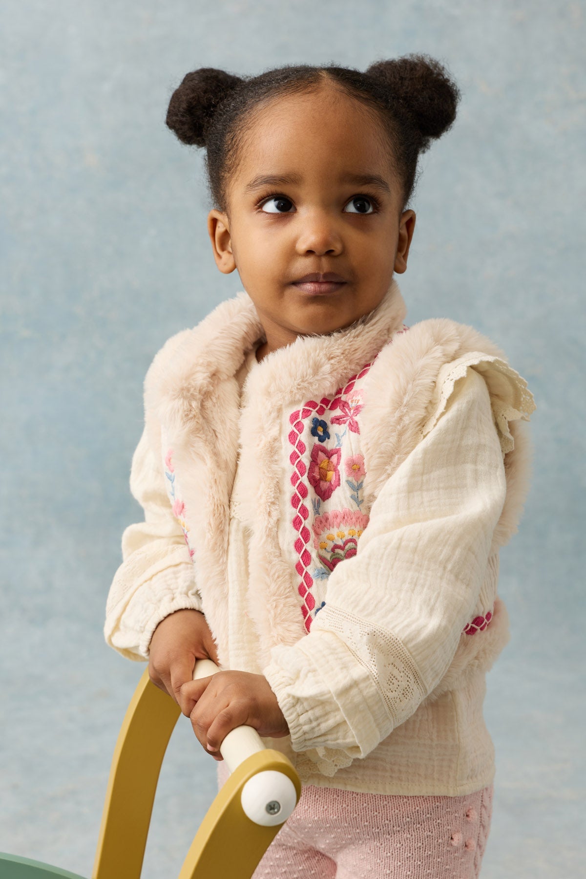 LIBRANA SLEEVELESS JACKET