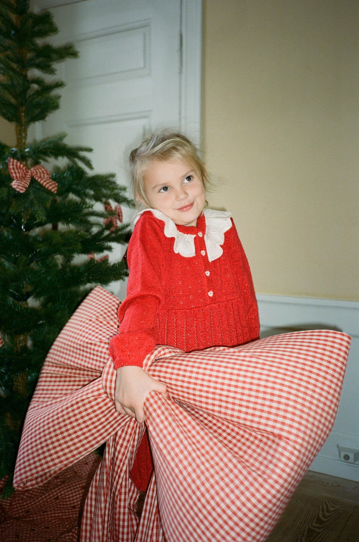 Flöss Dora Dress - Poppy Red Glitter detail