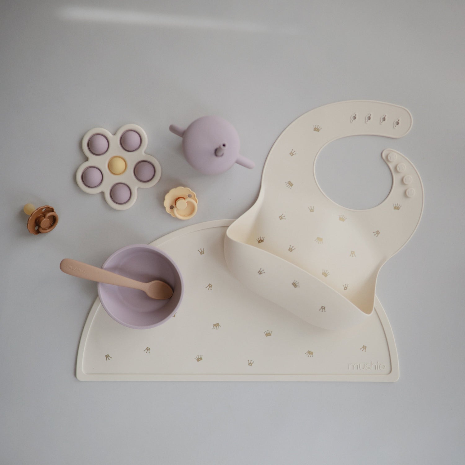 Silicone Baby Bib mushie