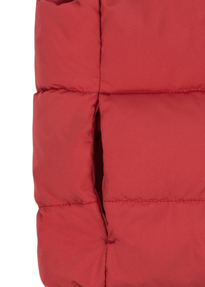 Konges Sløjd Alpi Vest in Cardinal – gallery view 3